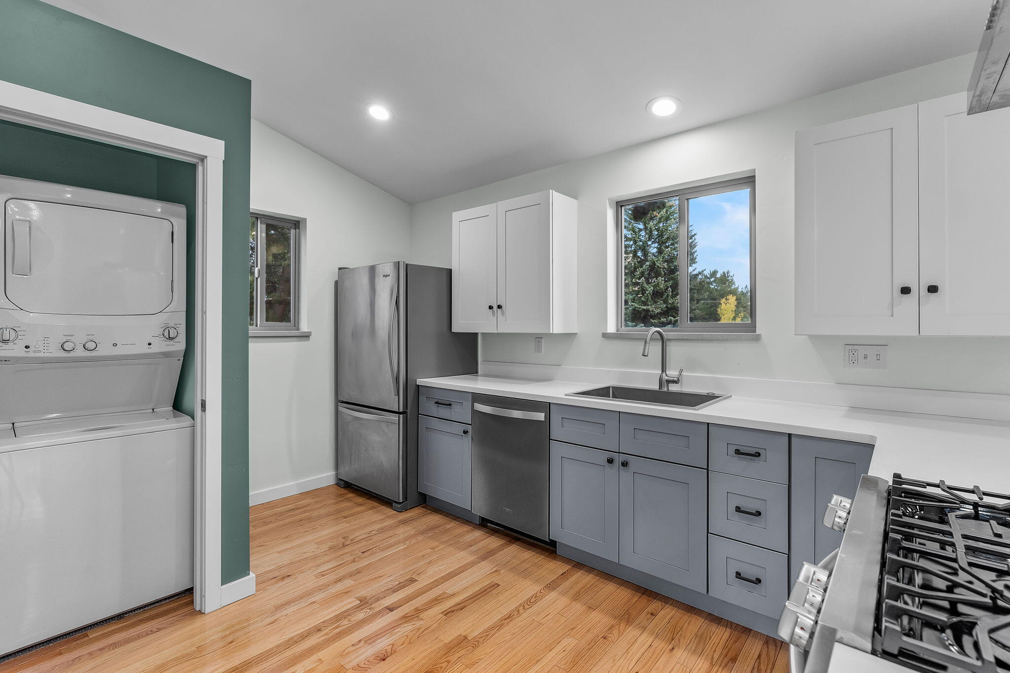 612 NE 11th Street Unit: 1 & 2