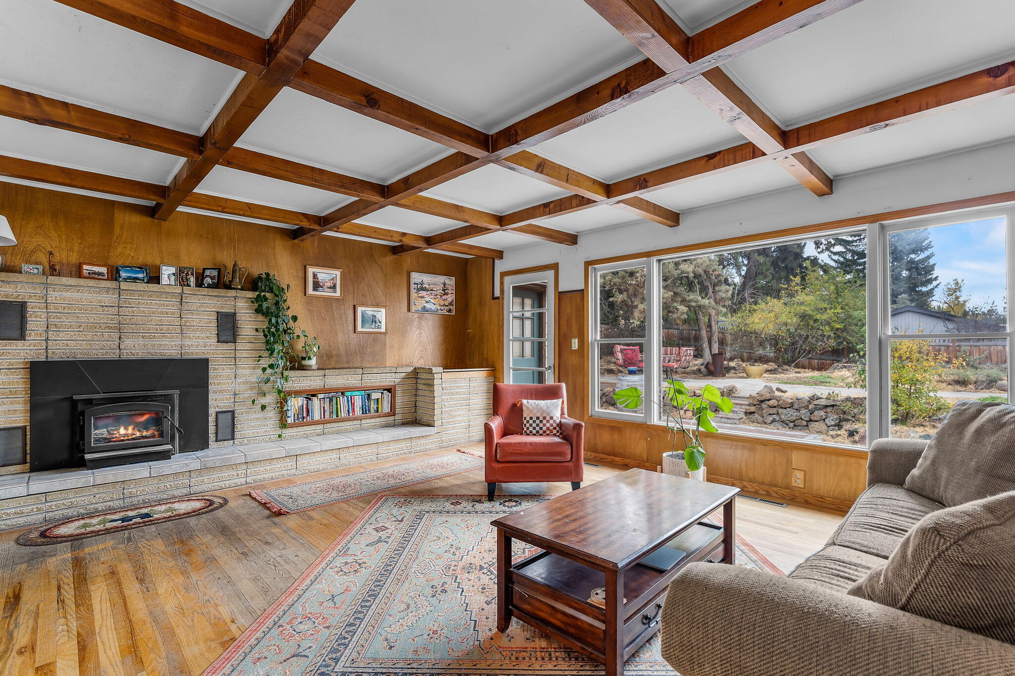 612 NE 11th Street Unit: 1 & 2