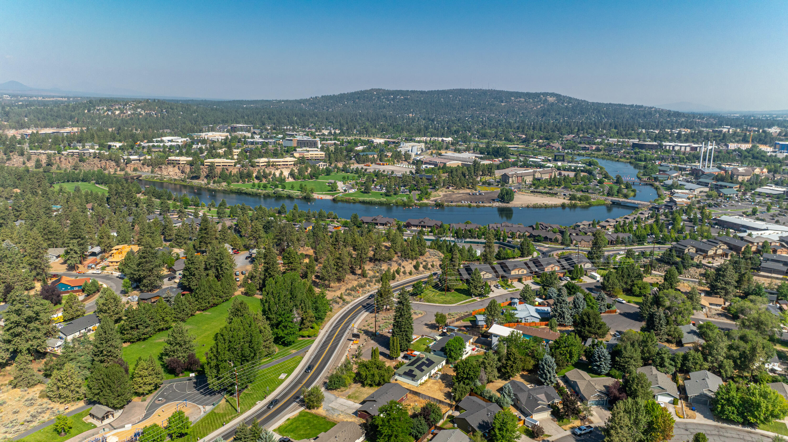 1120 Brookswood Boulevard