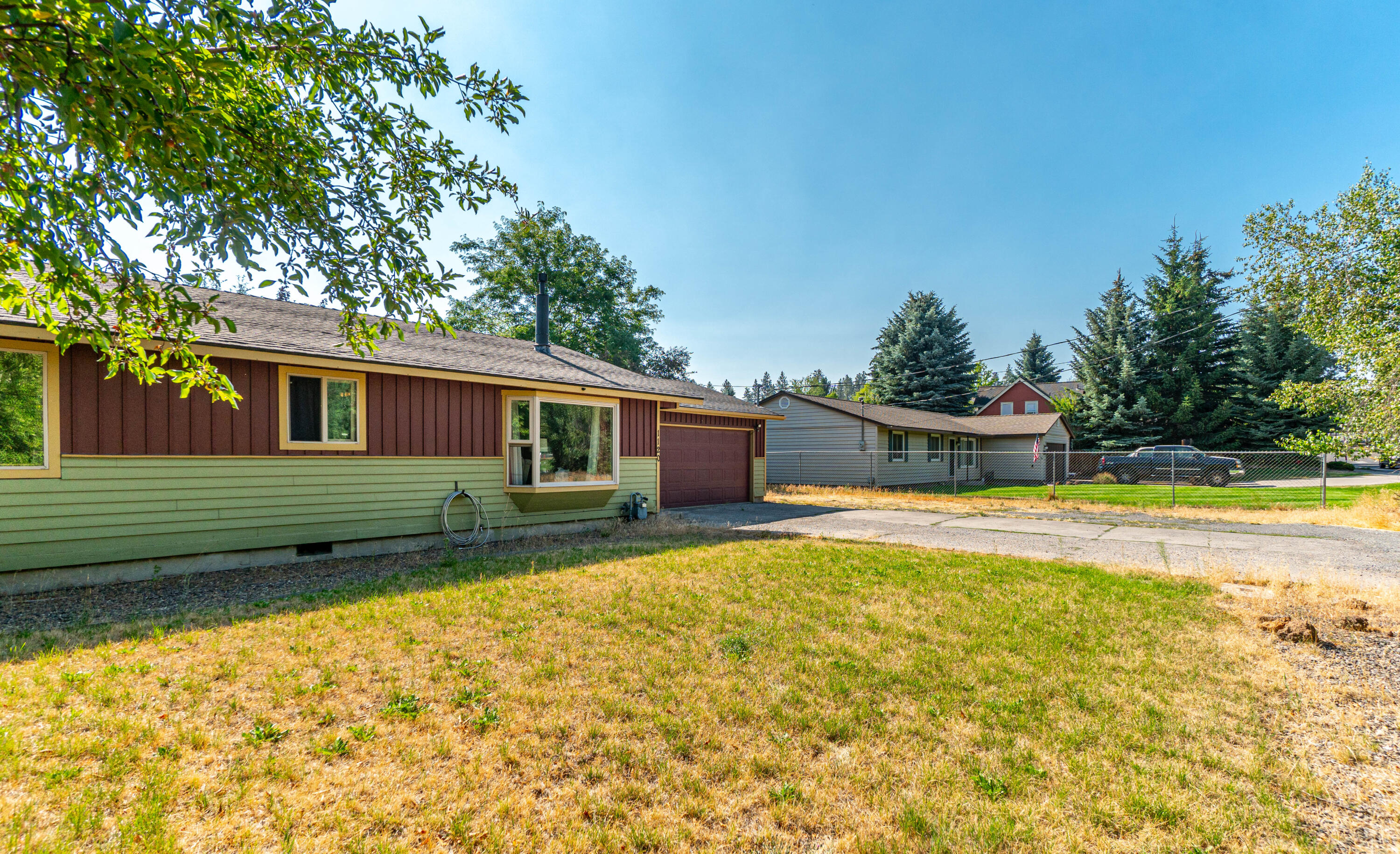 1120 Brookswood Boulevard