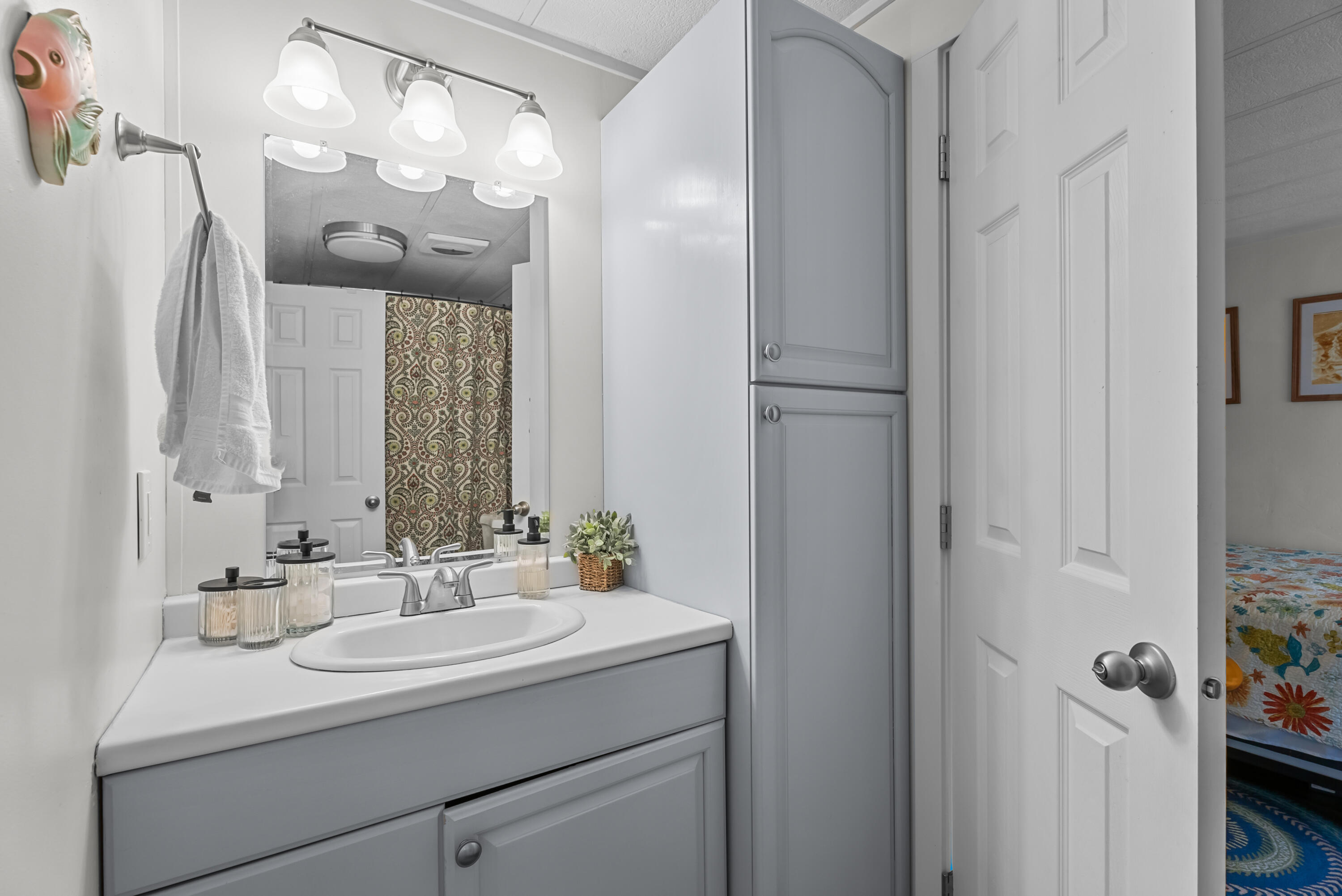 61099 Chuckanut Drive