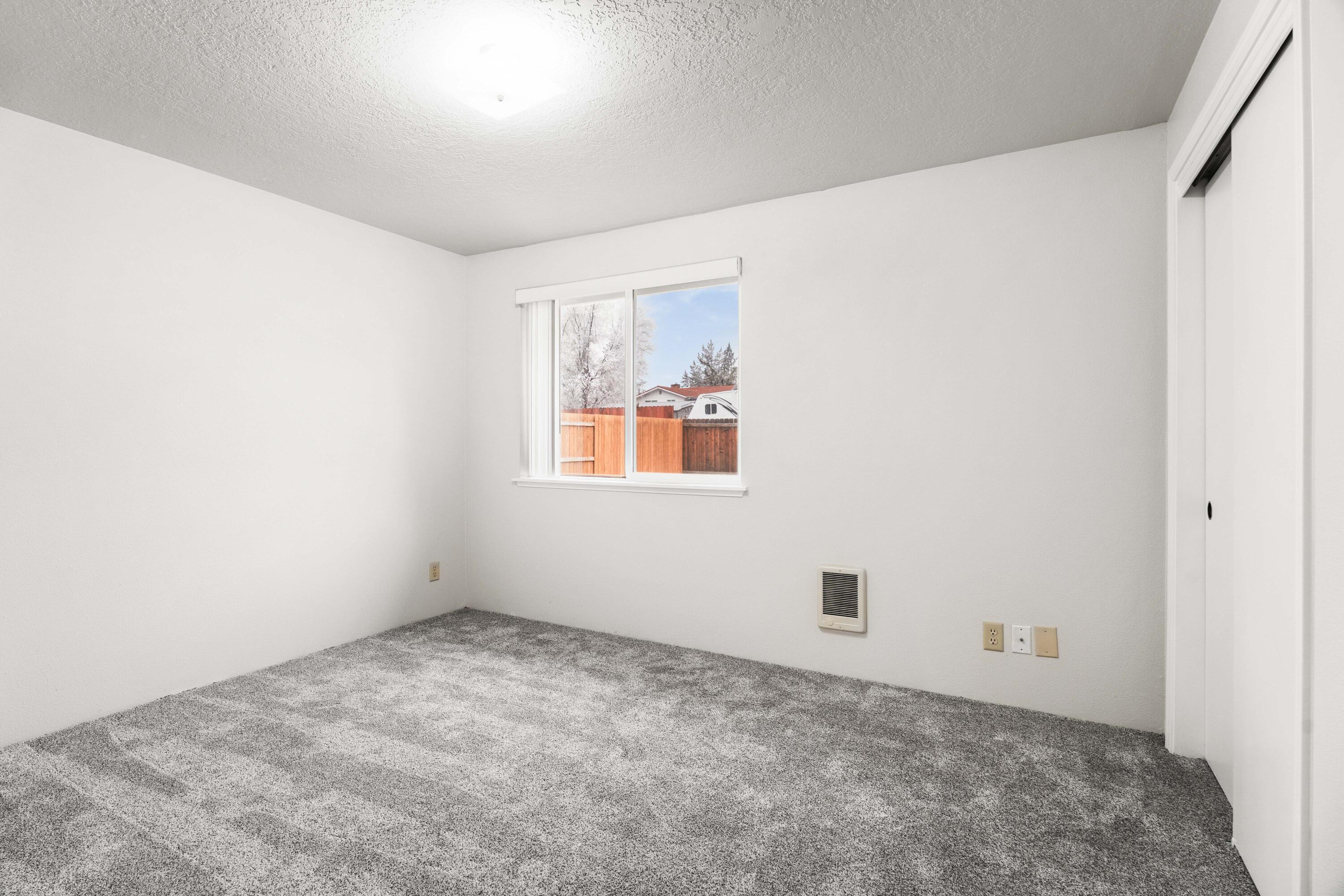 2673 SW Evergreen Avenue