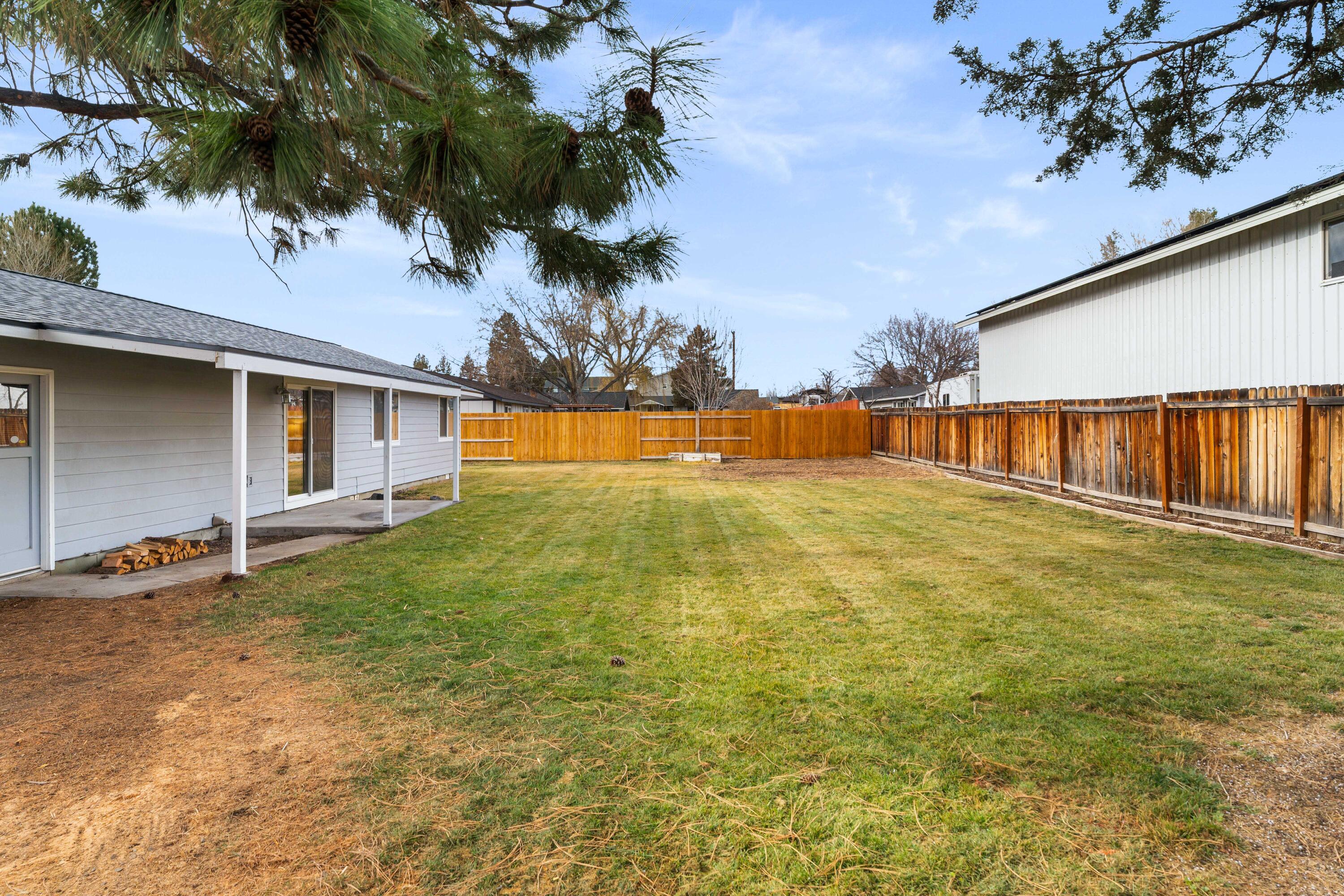 2673 SW Evergreen Avenue