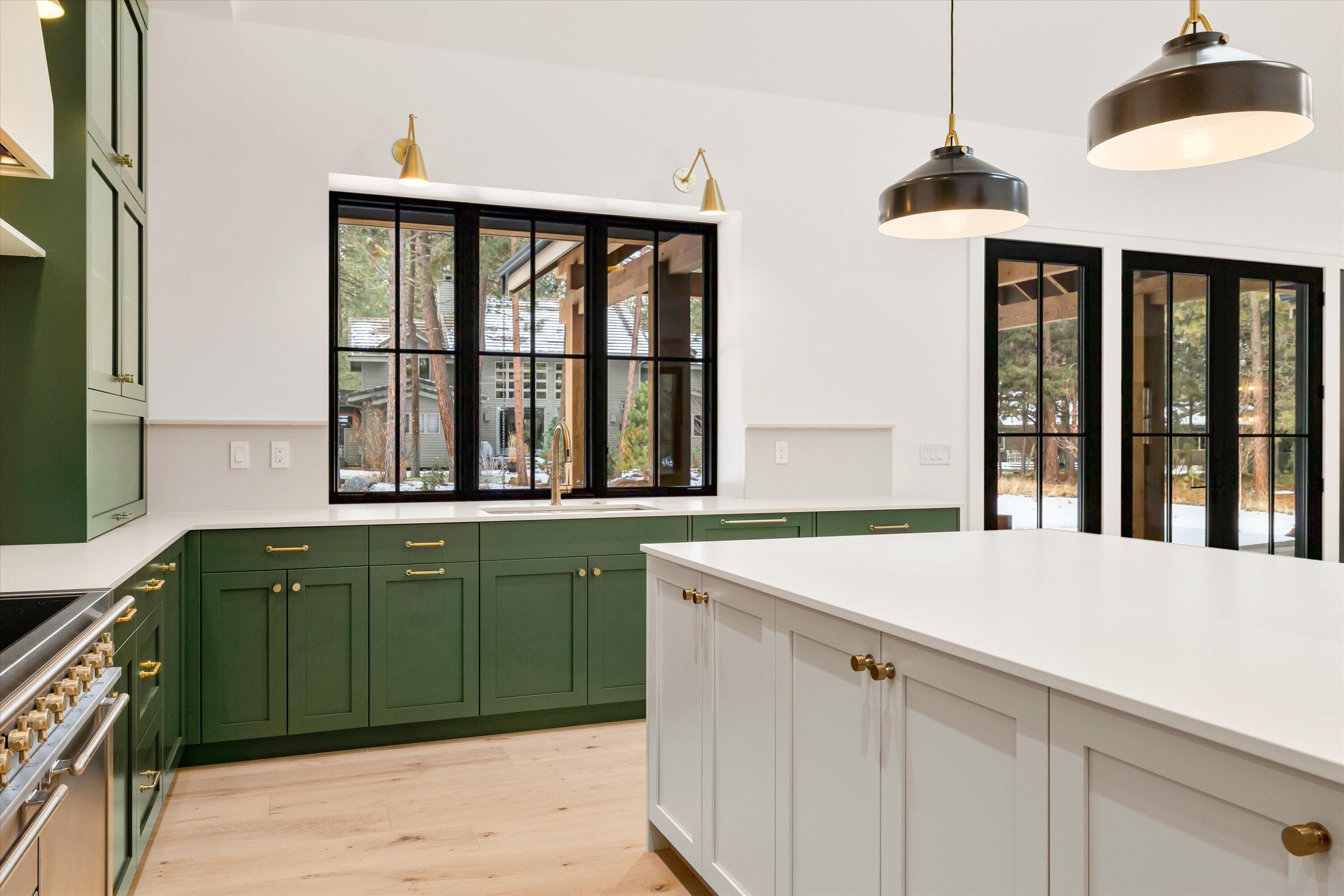 60030 River Bluff Trail