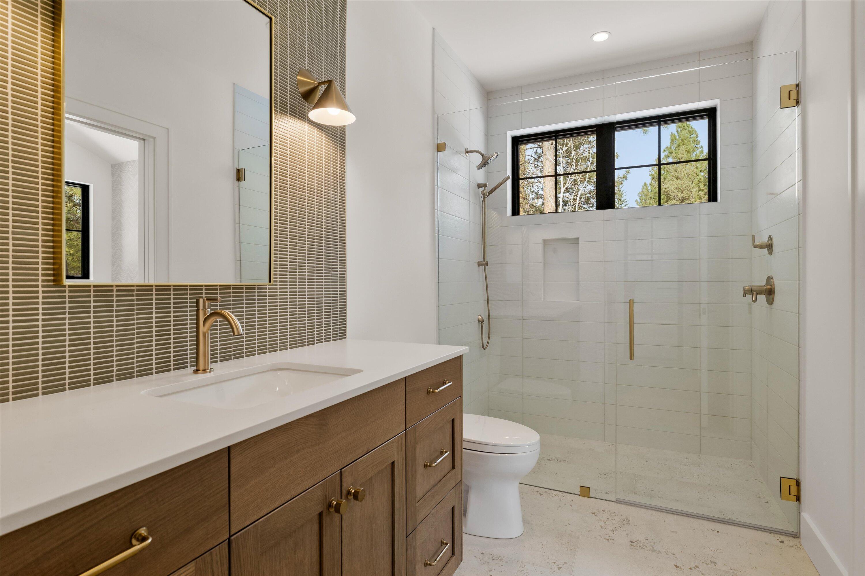 60030 River Bluff Trail