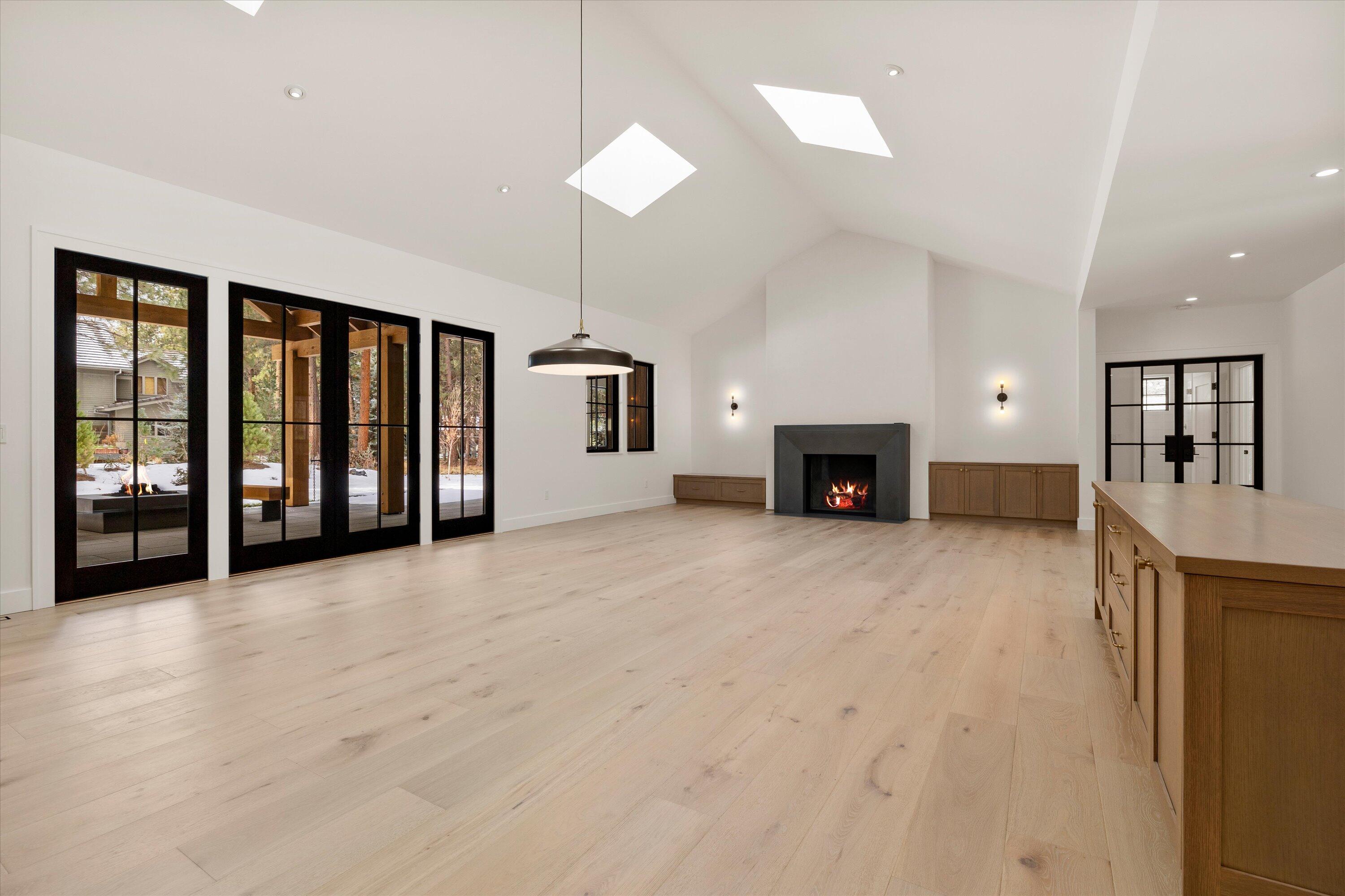 60030 River Bluff Trail