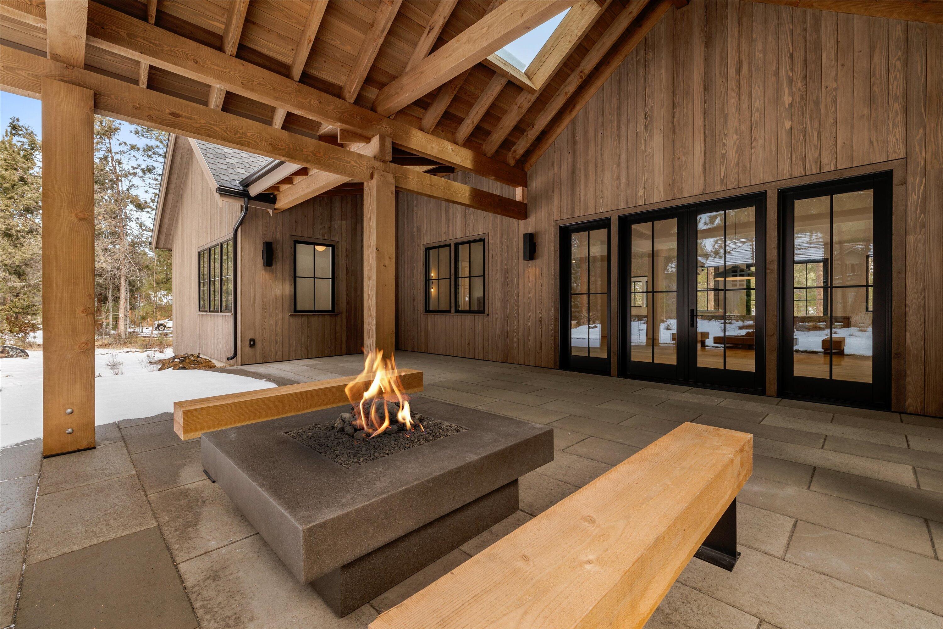 60030 River Bluff Trail