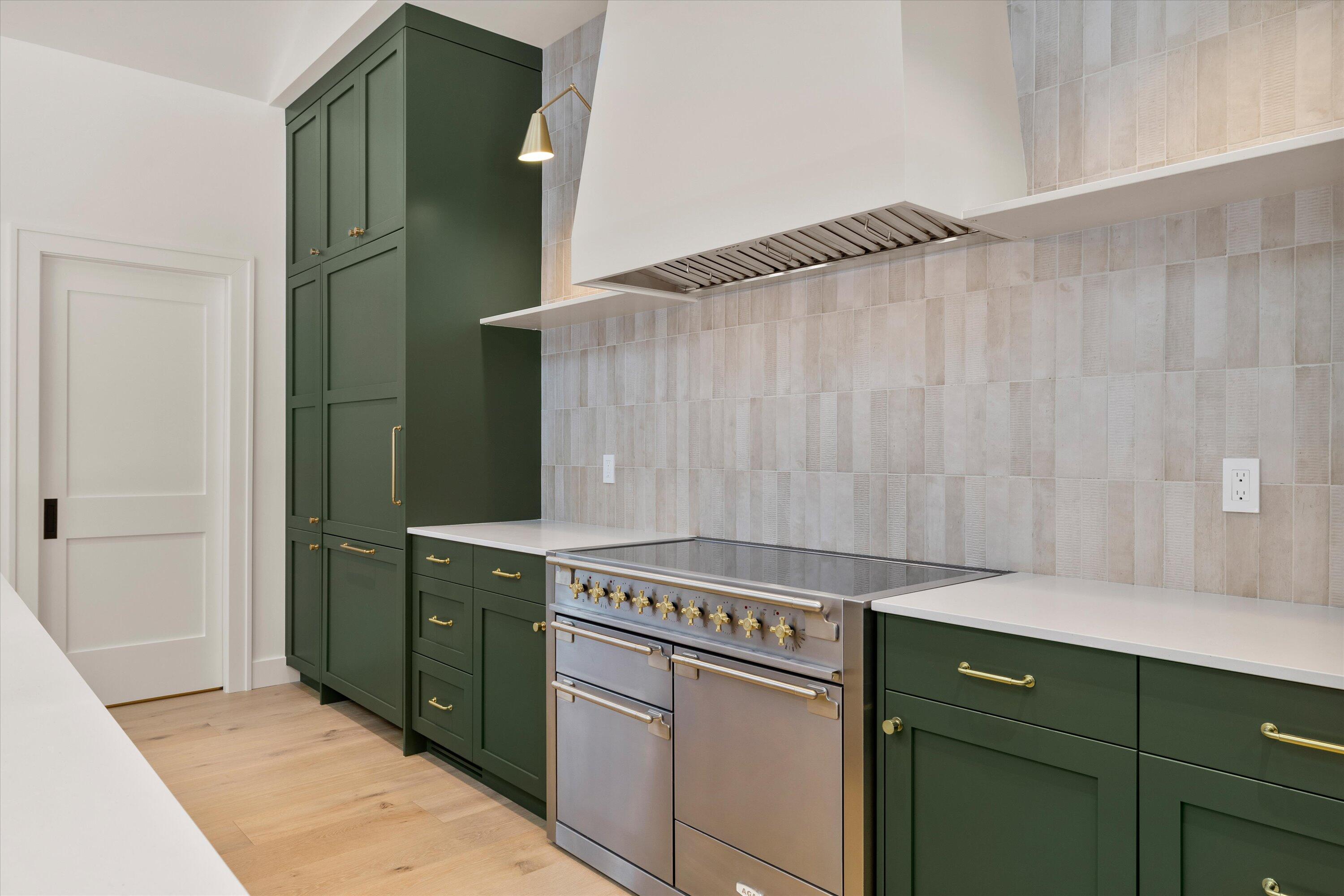60030 River Bluff Trail