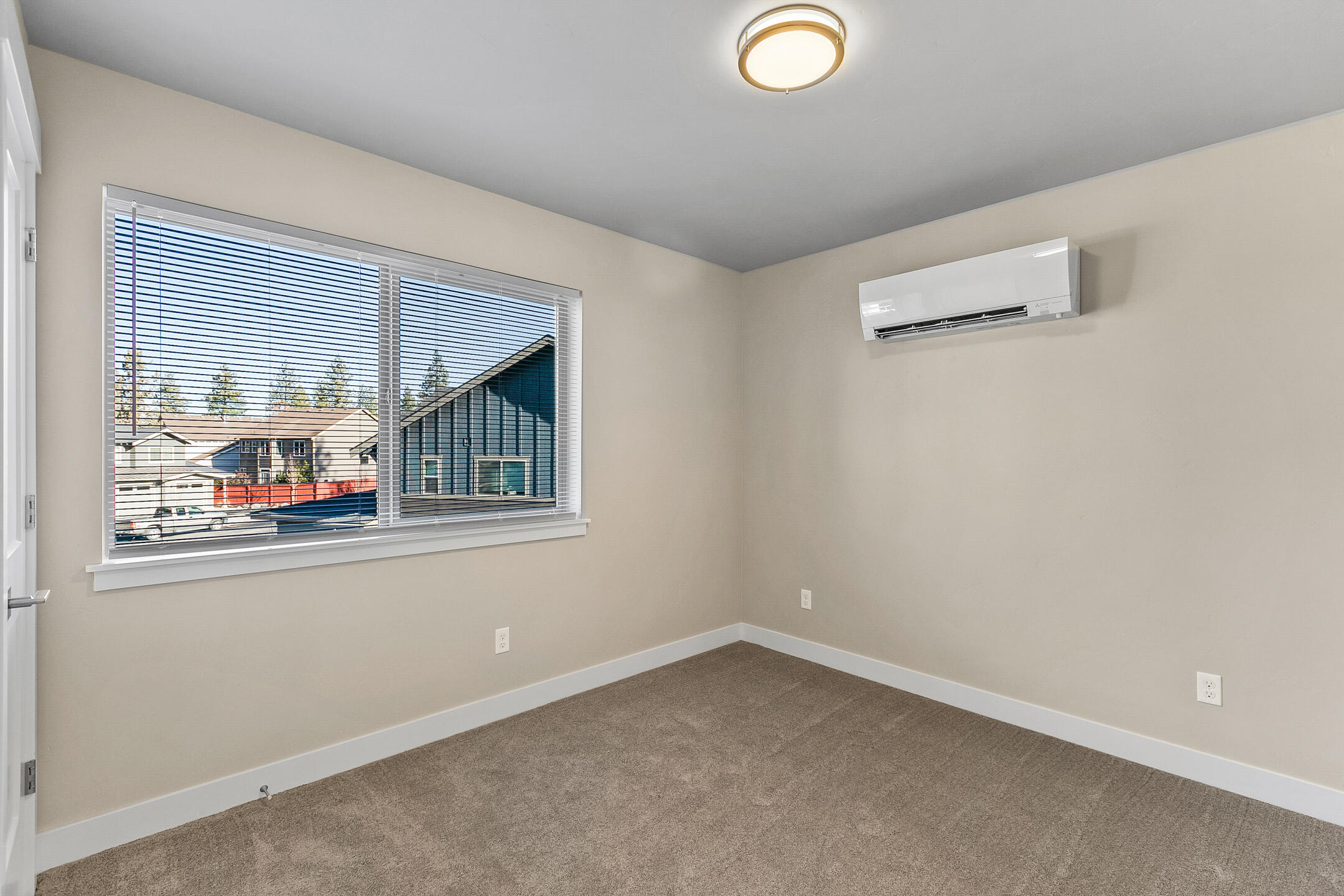 61531 SE Jennifer Lane, 1 & 2