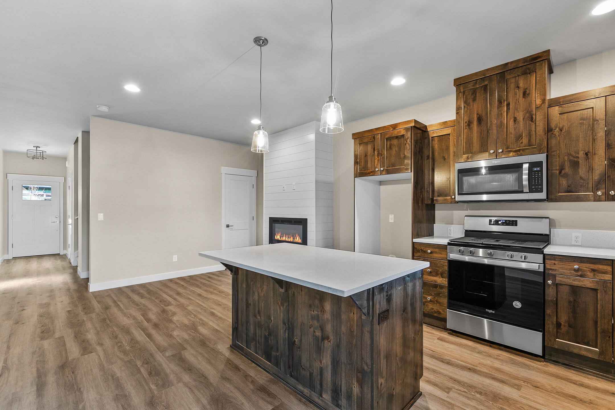 61531 SE Jennifer Lane, 1 & 2