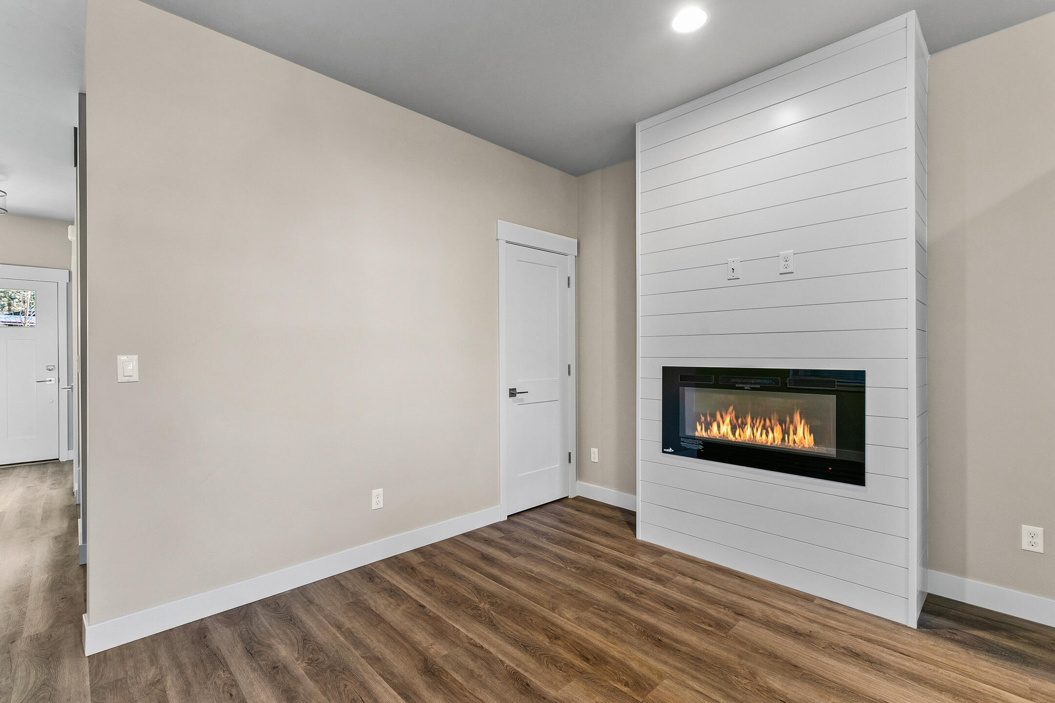 61531 SE Jennifer Lane, 1 & 2