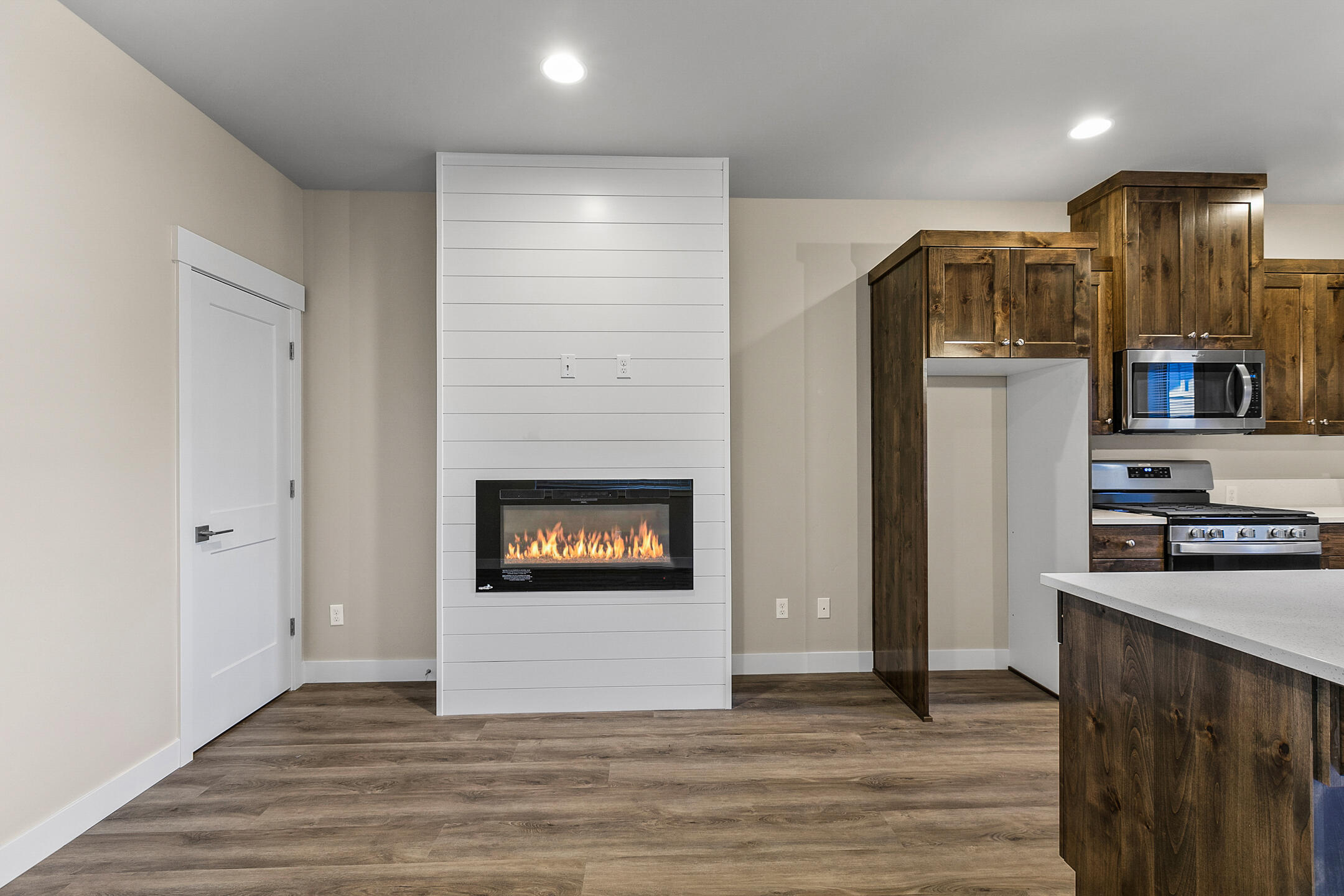 61531 SE Jennifer Lane, 1 & 2