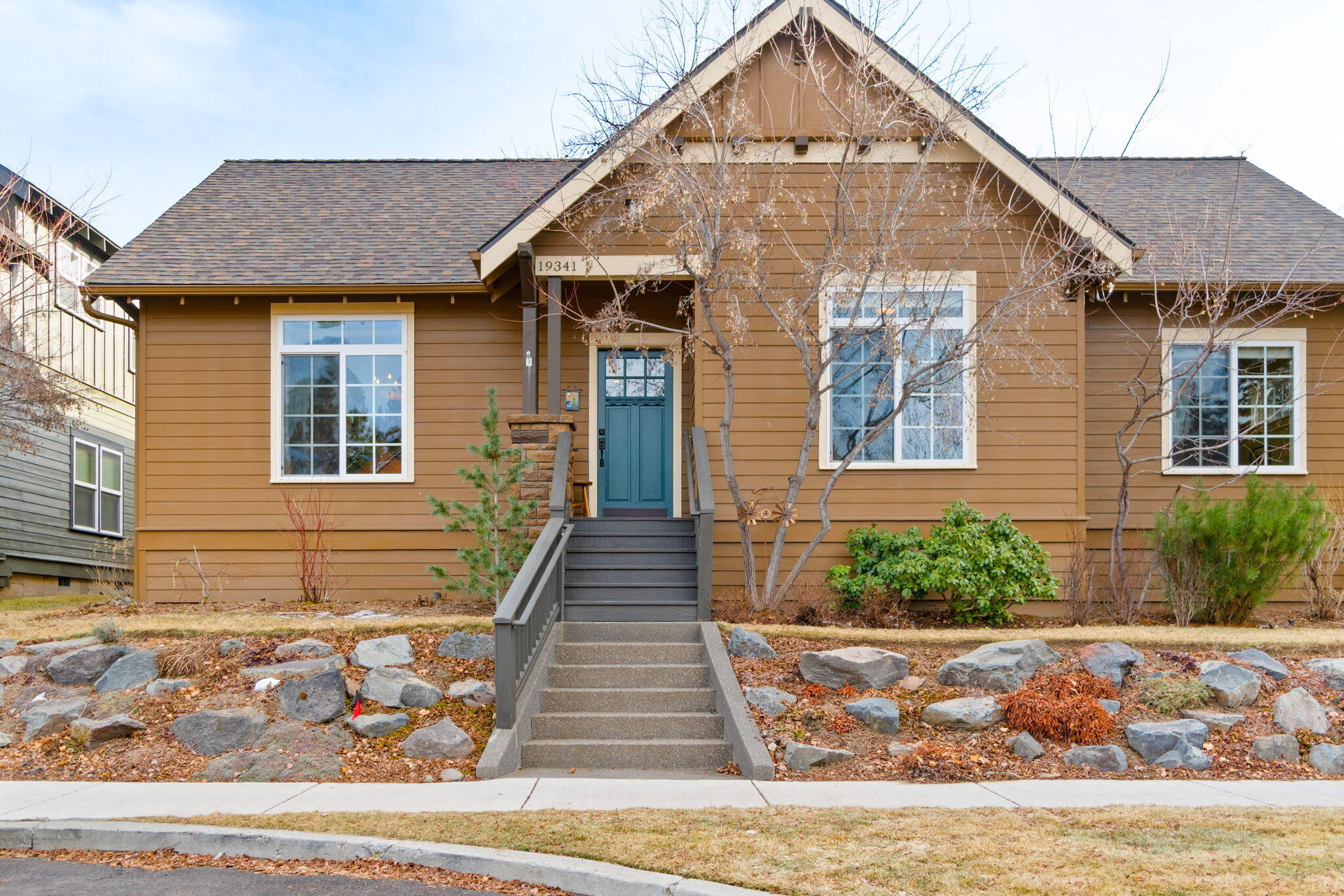 19341 SW Laurelhurst Way