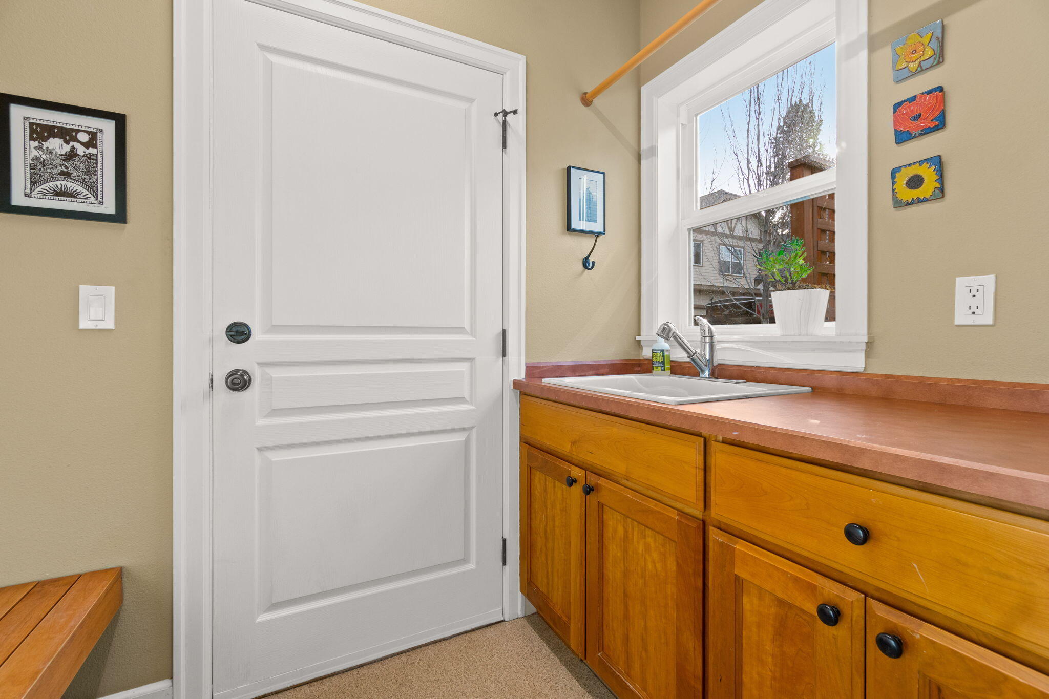 19341 SW Laurelhurst Way