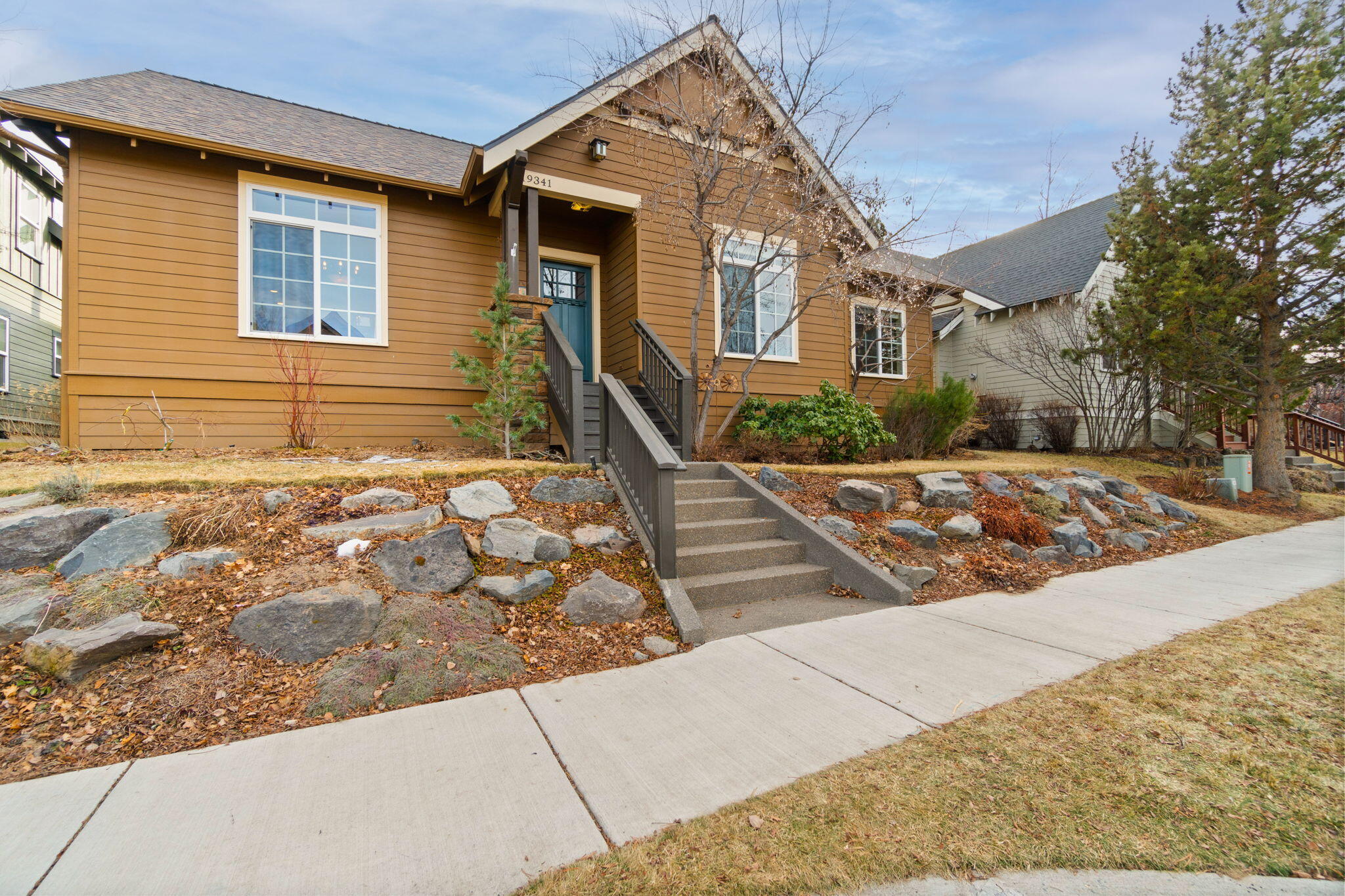 19341 SW Laurelhurst Way