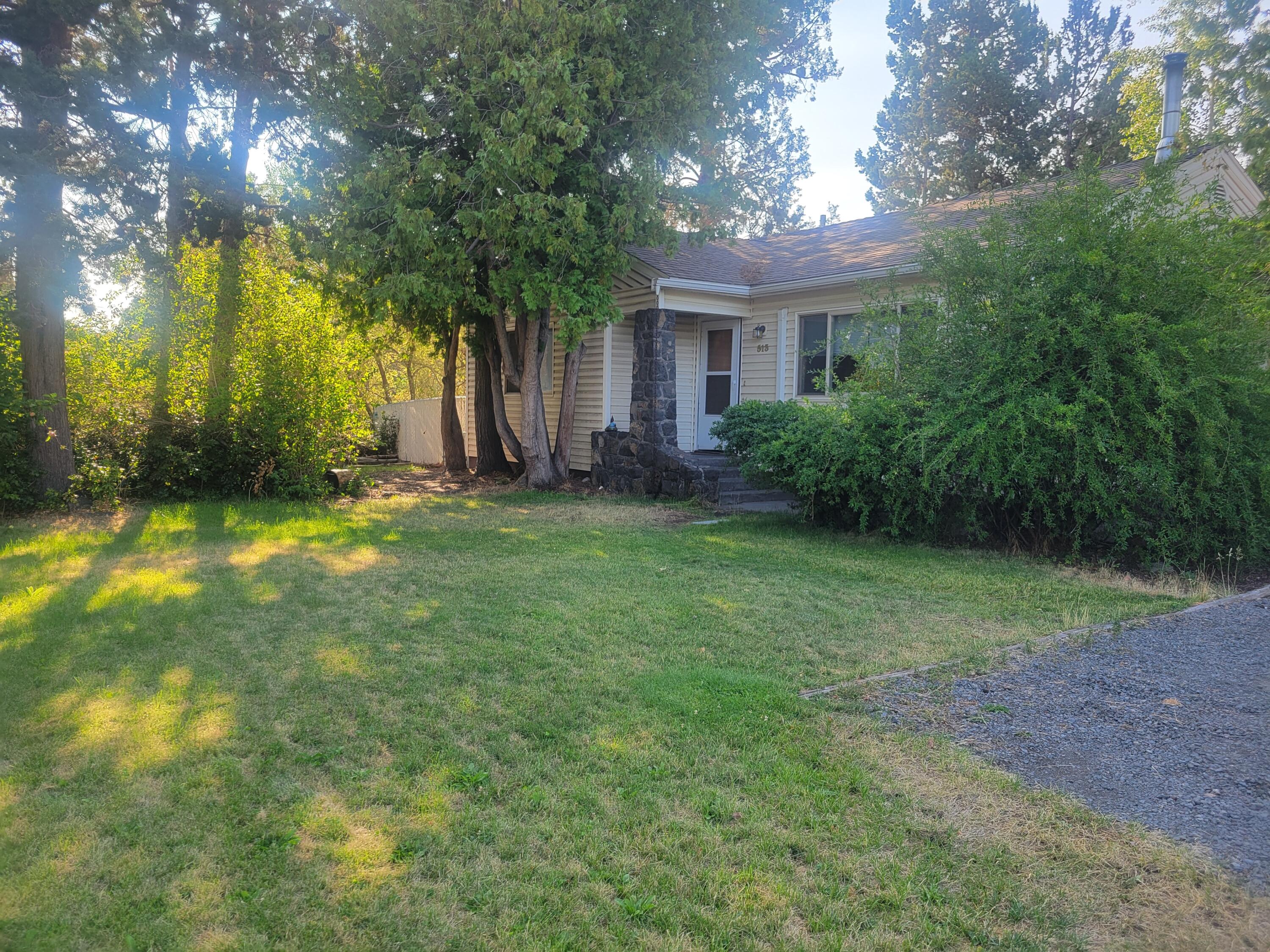 513 NE Irving Avenue