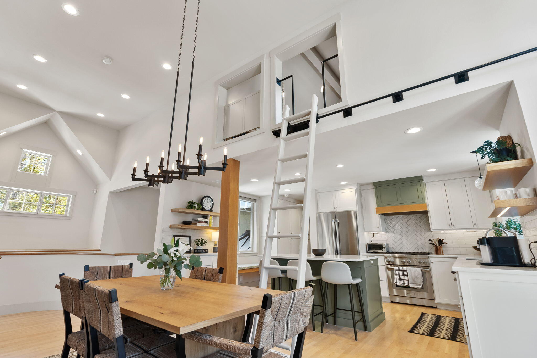 18102 Dixie Mountain Lane