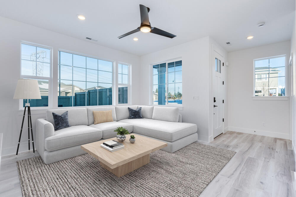 20714 SE Scout Place