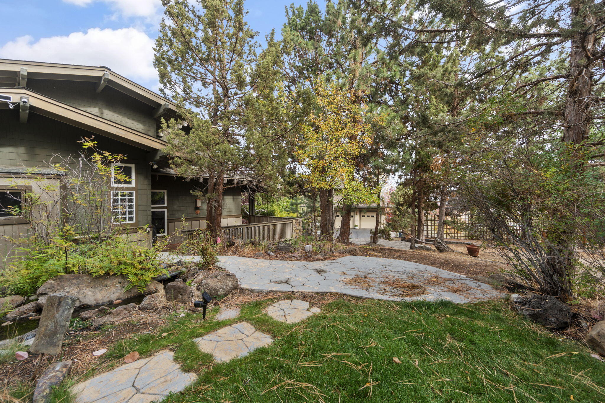 3230 NW Prairie Place