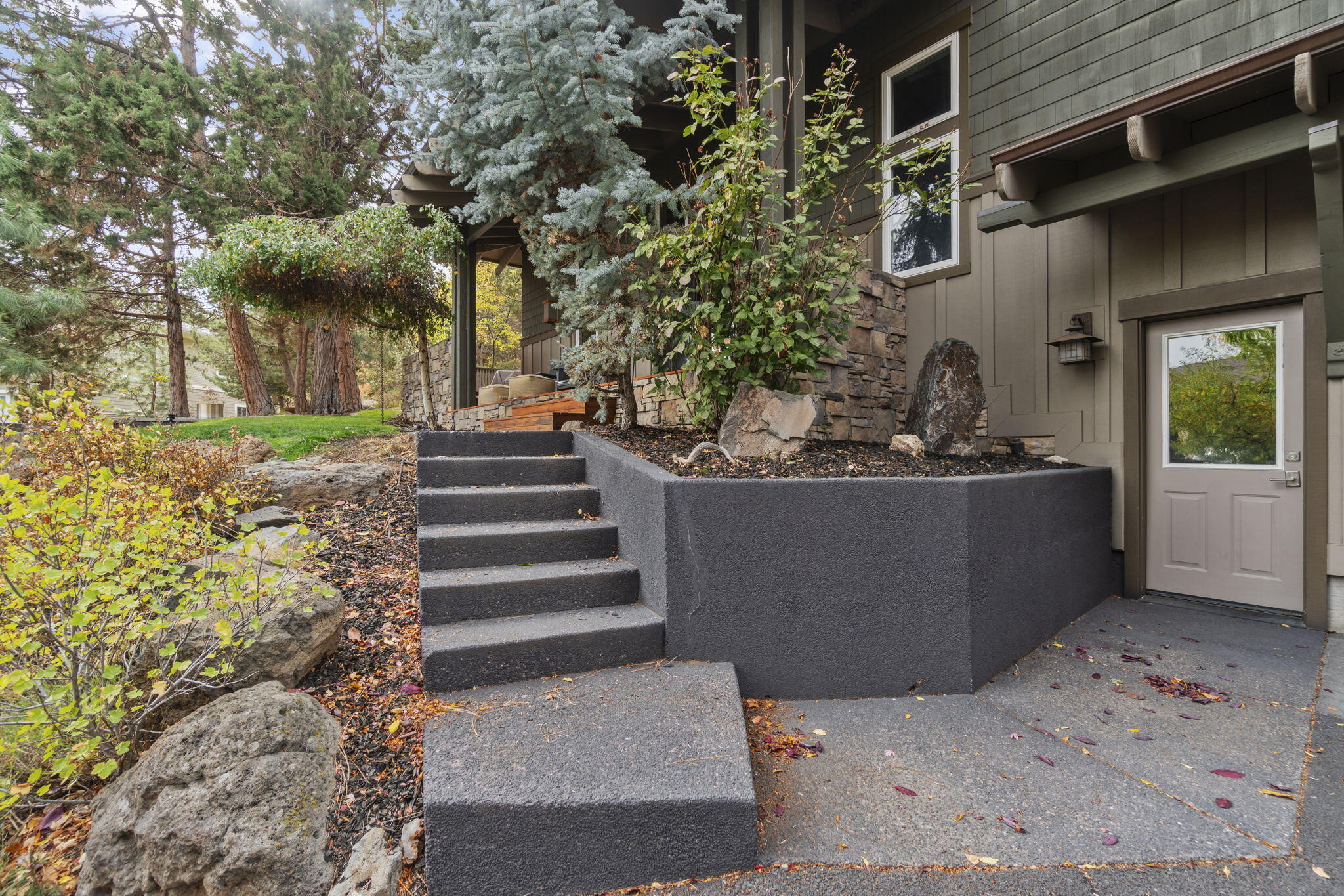 3230 NW Prairie Place