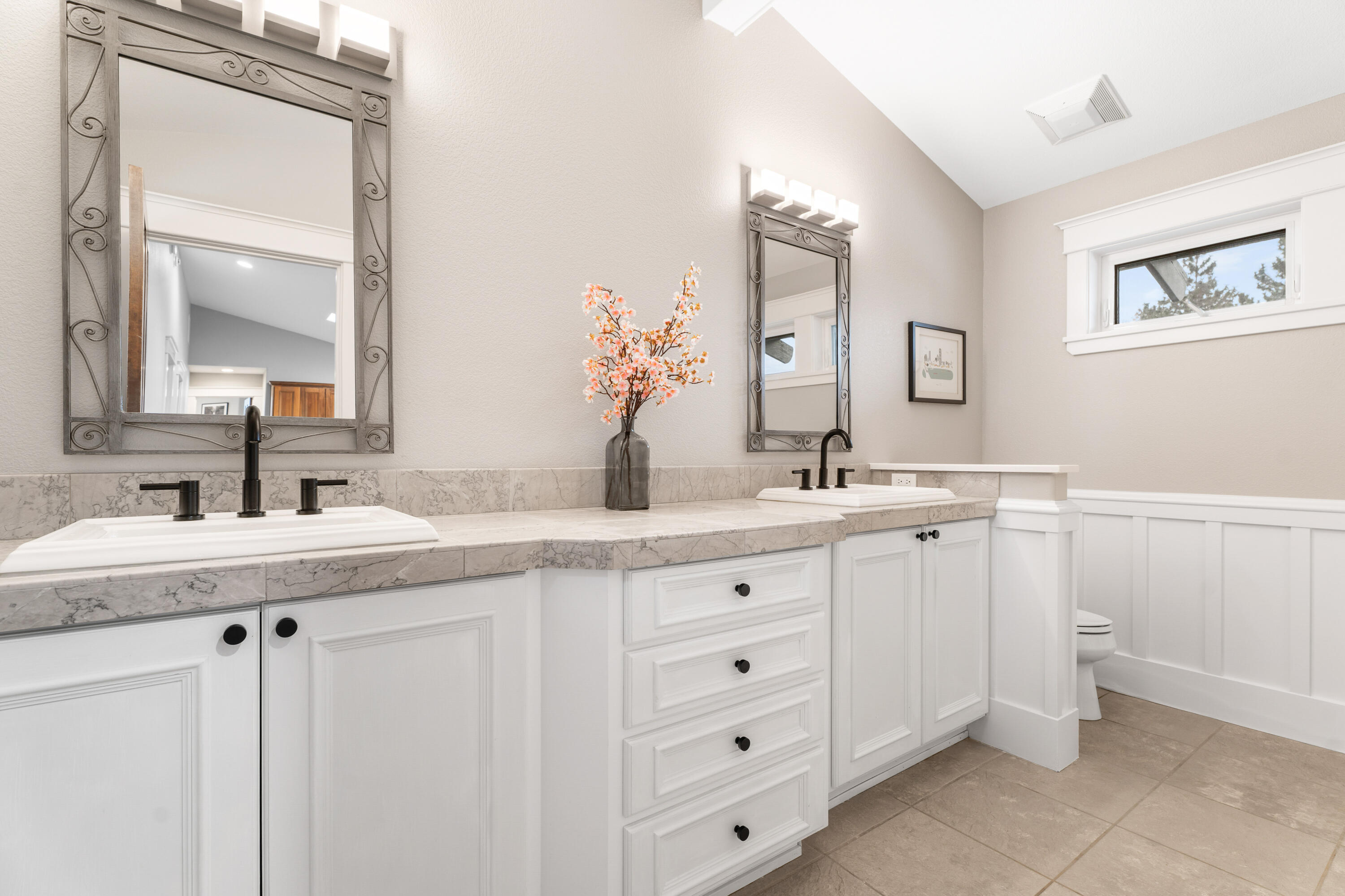 3230 NW Prairie Place