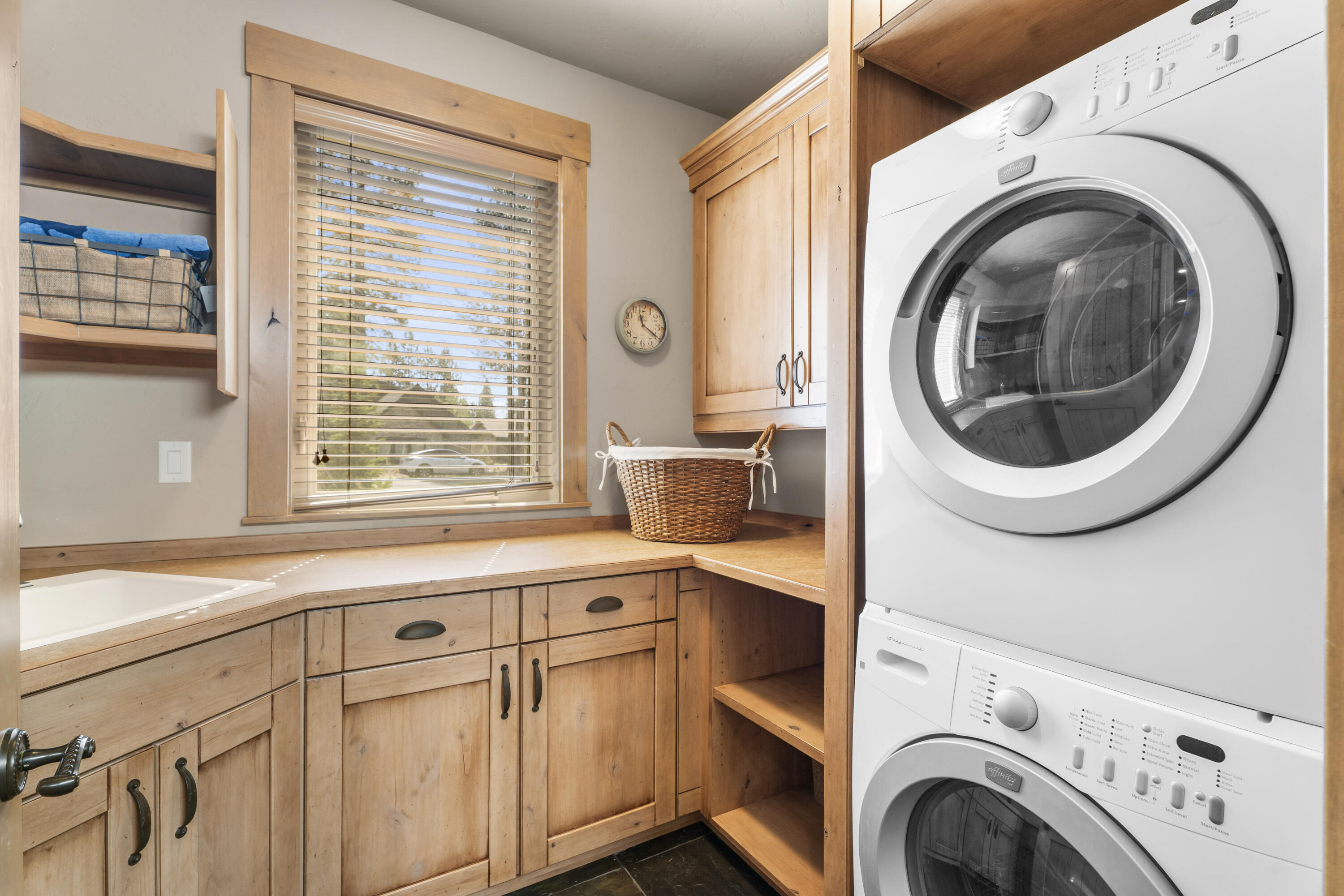 56431 Fireglass Loop, 191