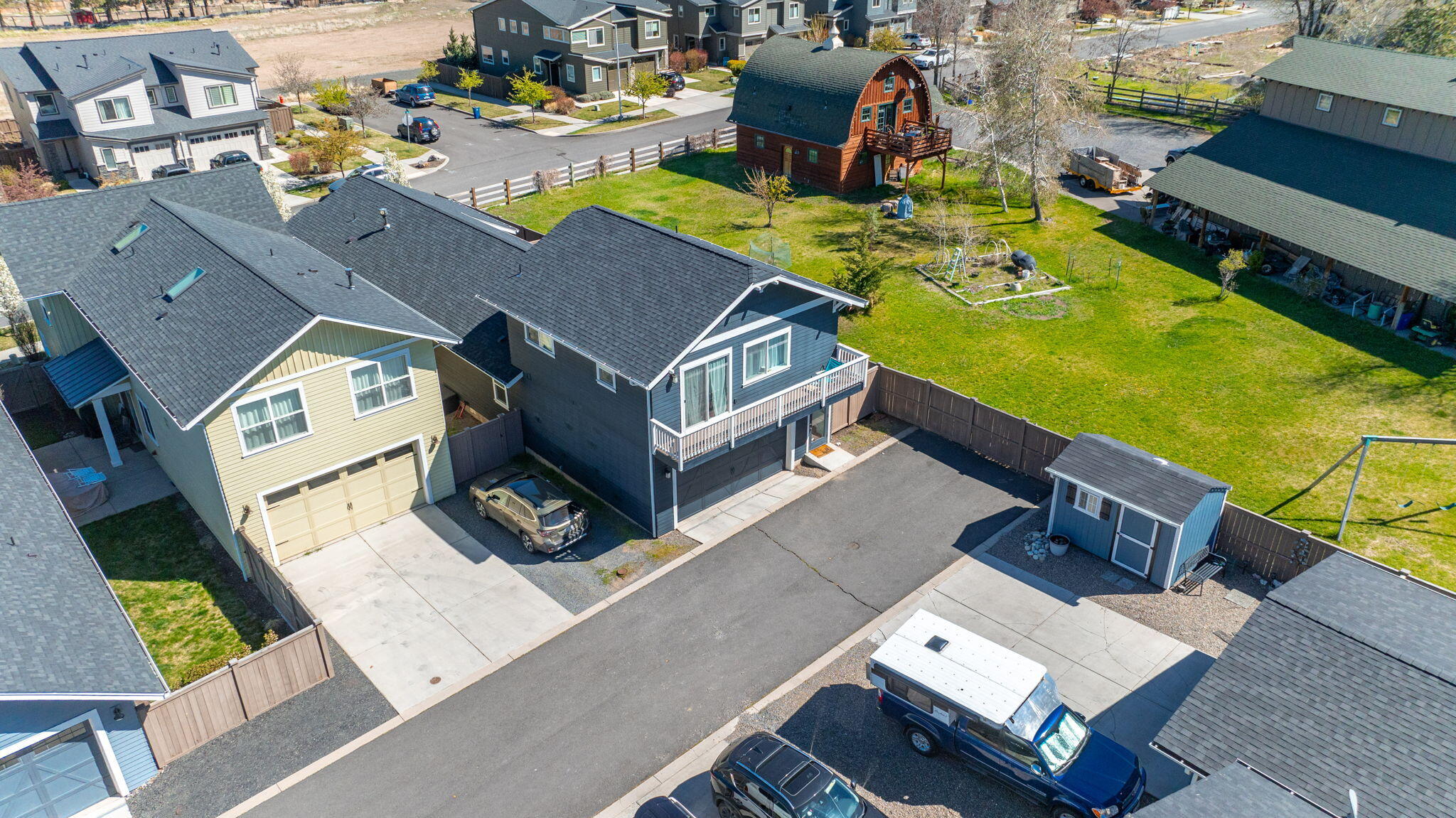 691 NE Vail Lane