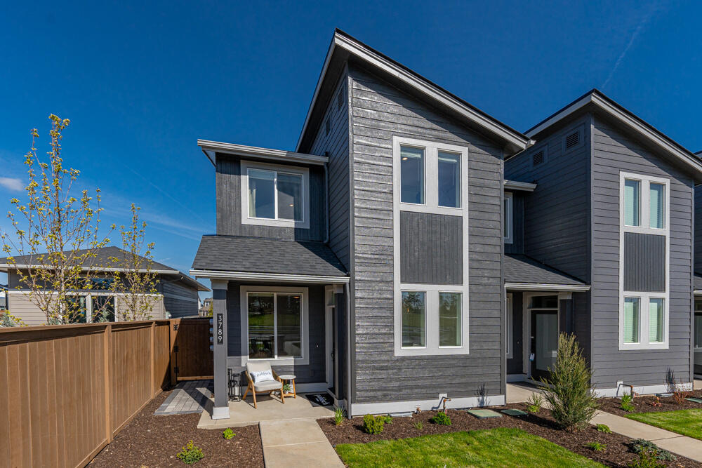 20883 SE Denver Drive