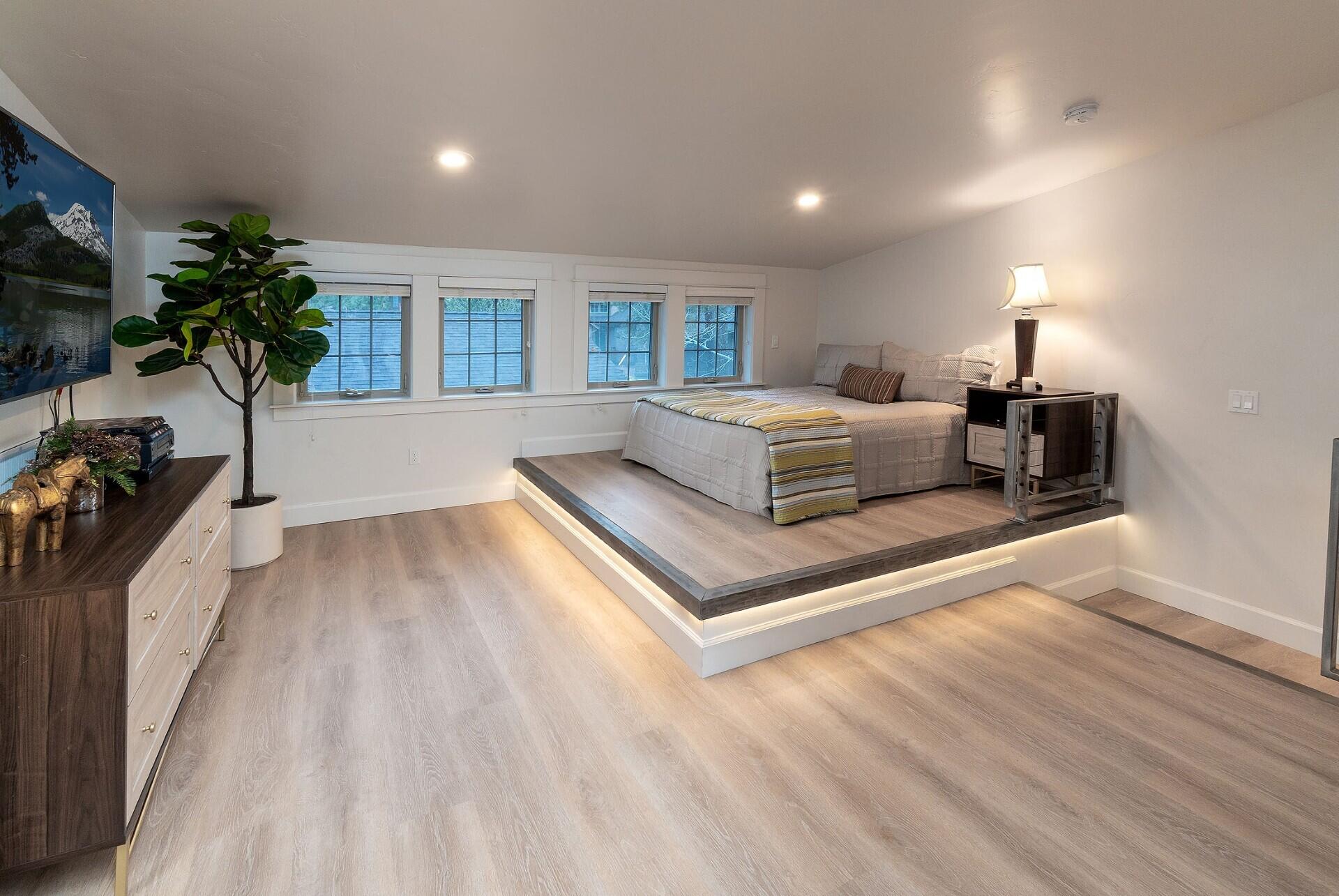 60486 Seventh Mountain Drive