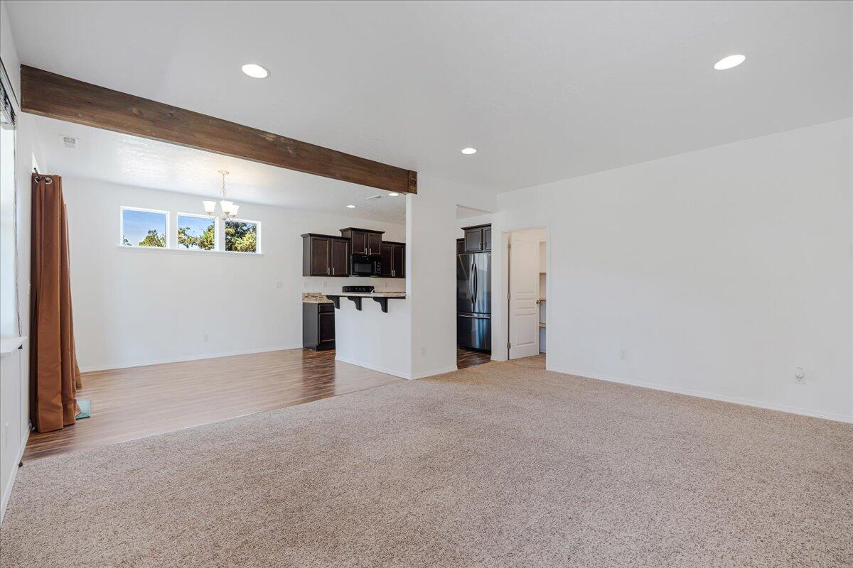 9444 SW Copper Road