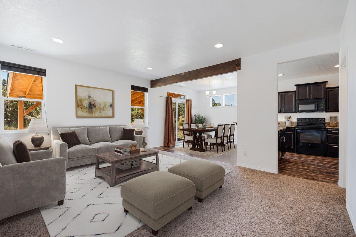 9444 SW Copper Road