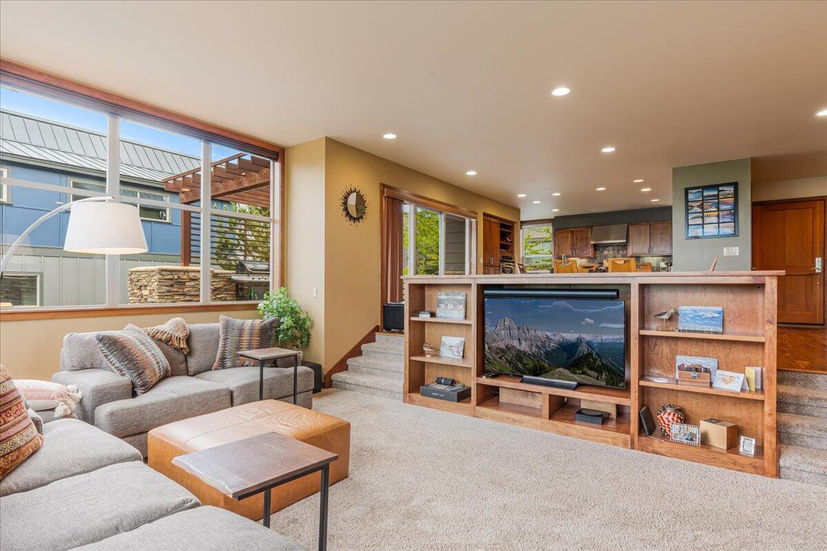 202 Presidio Park Lane