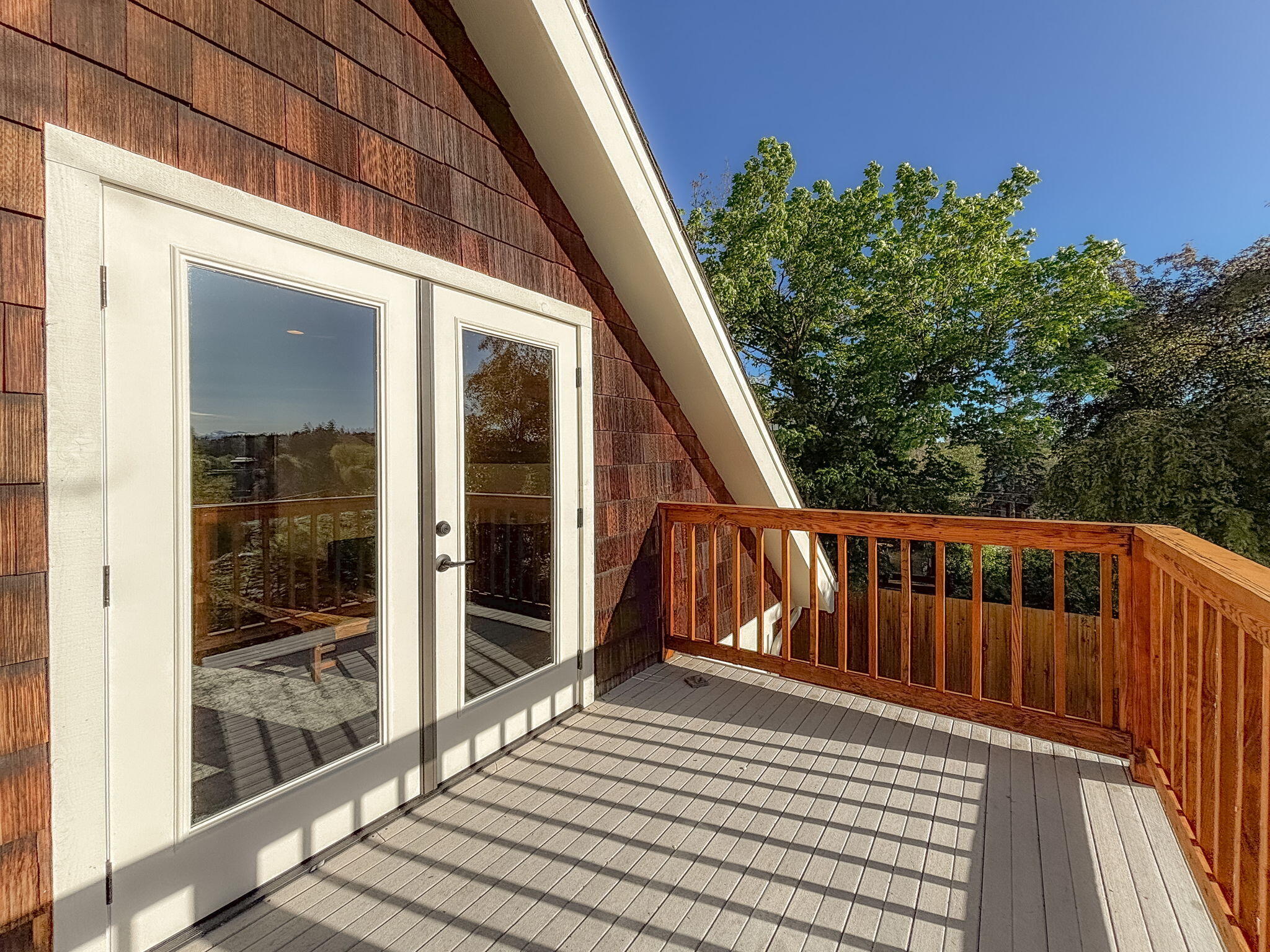 104 NW Northwest Congress Street