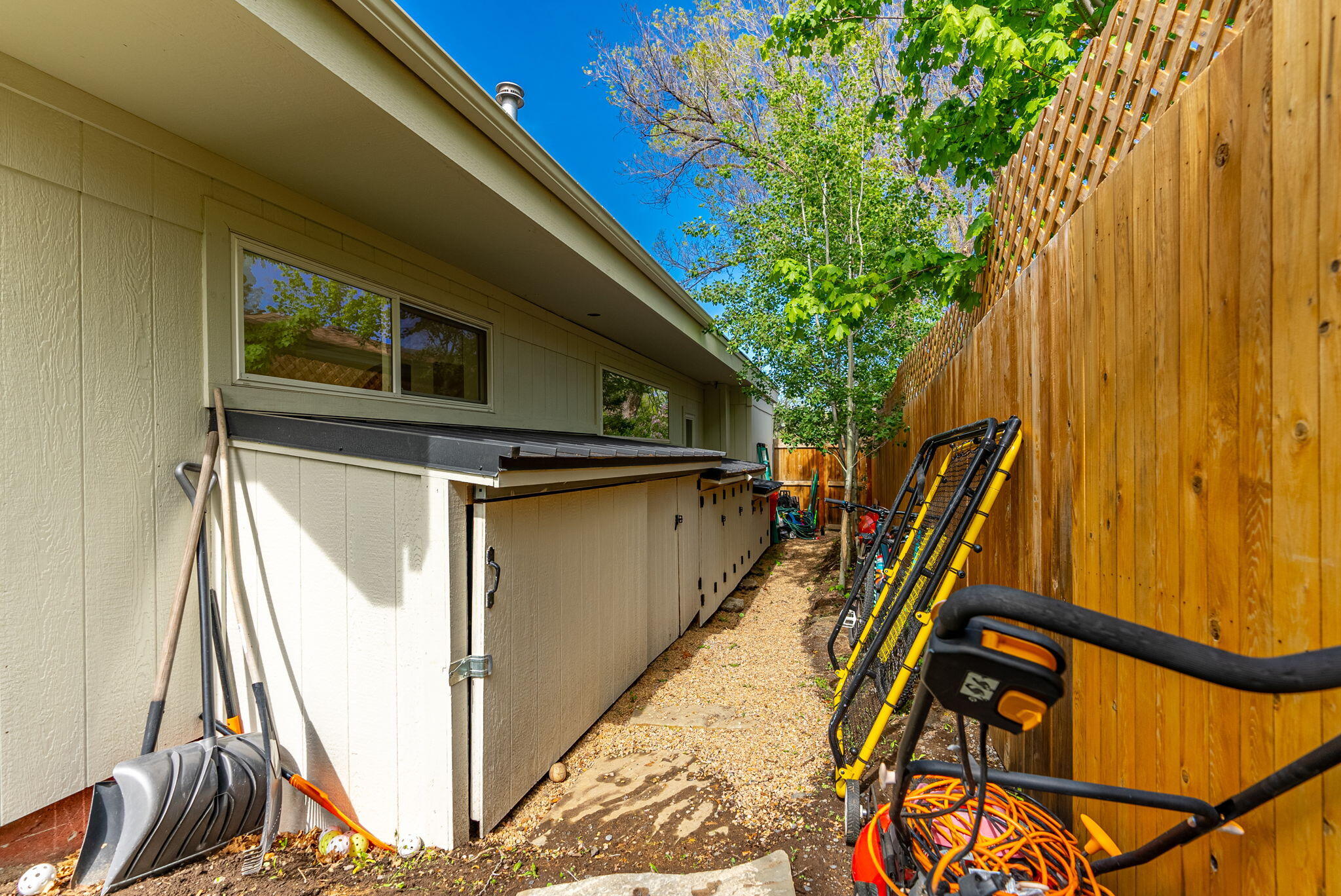 104 NW Northwest Congress Street