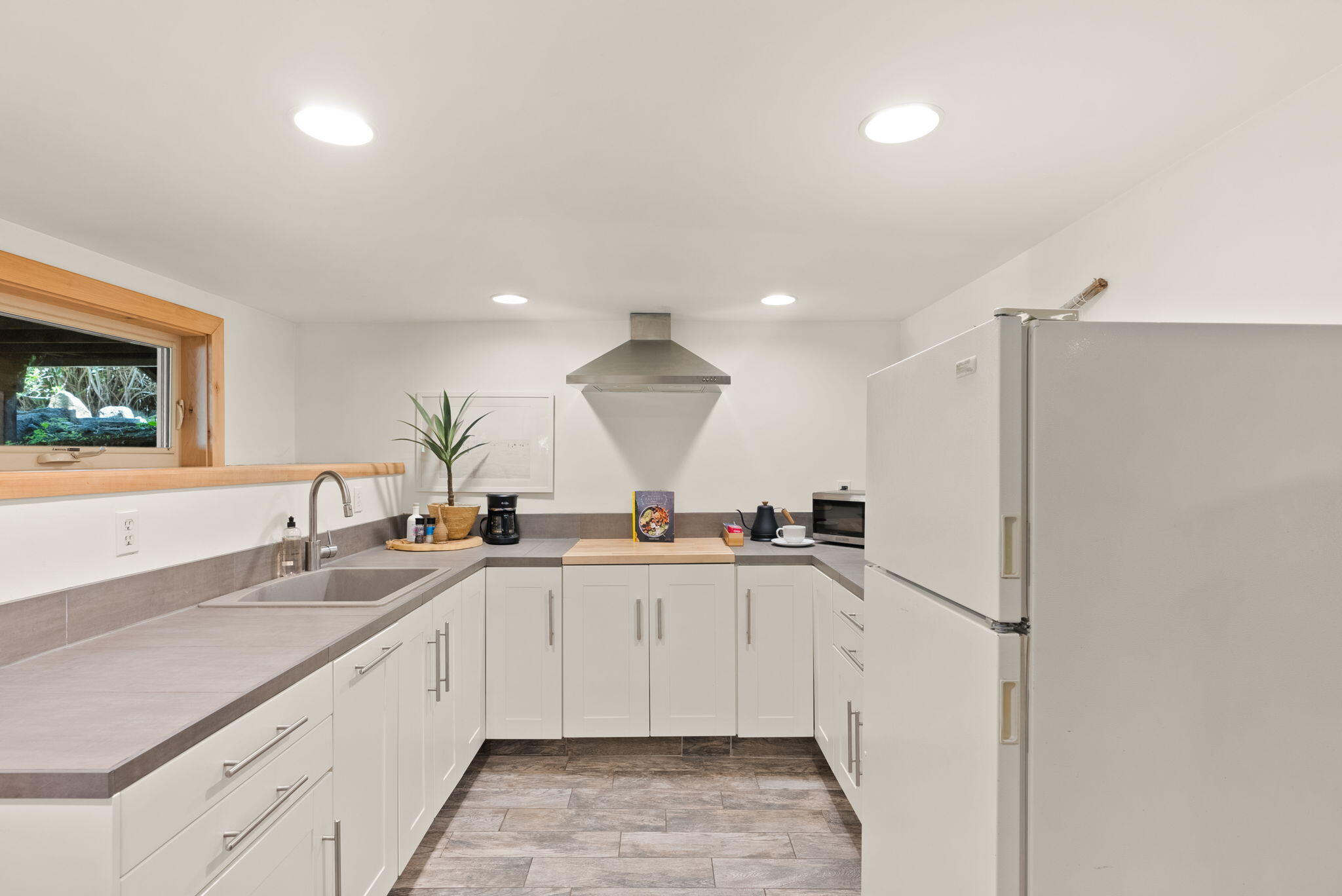 104 NW Northwest Congress Street