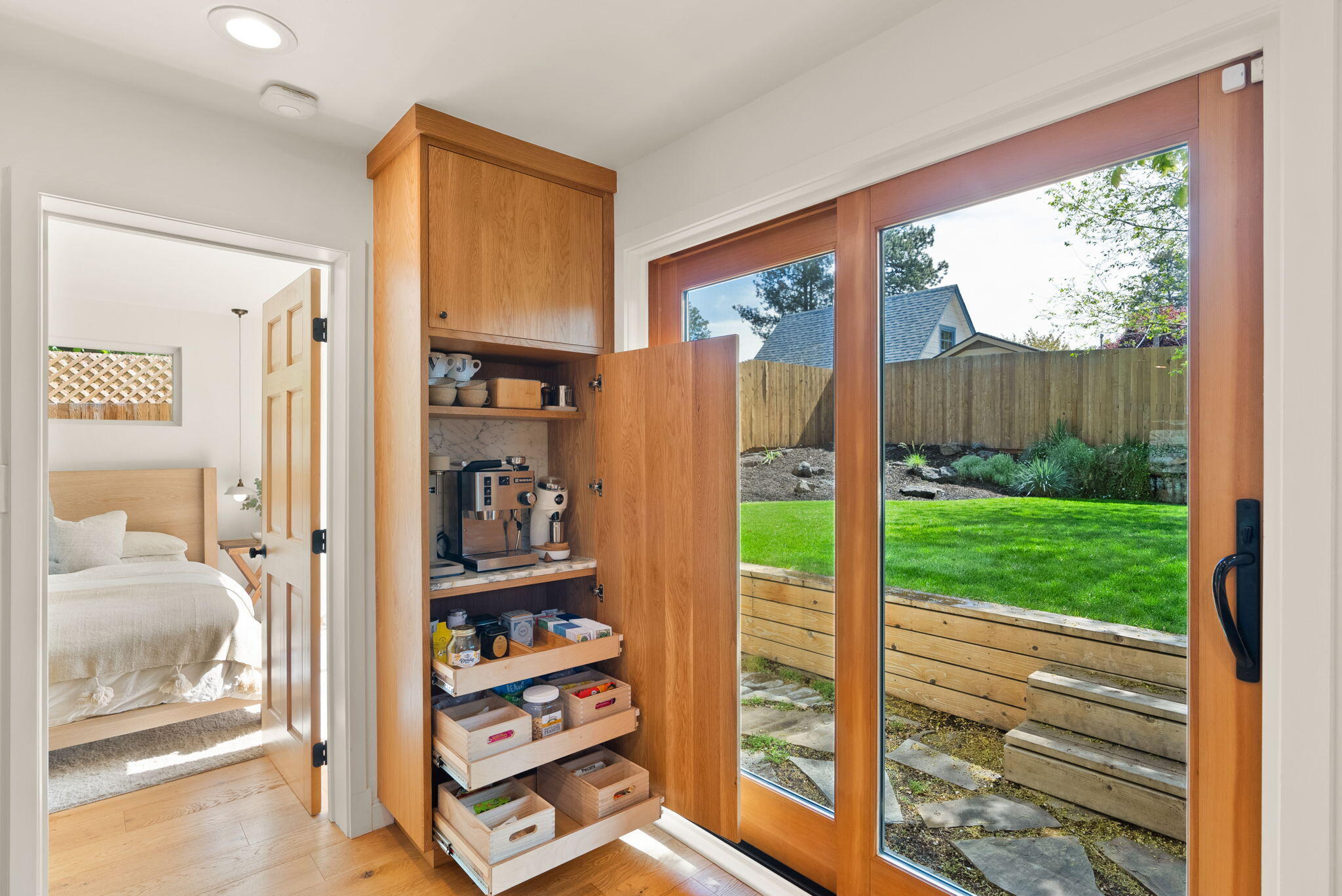 104 NW Northwest Congress Street