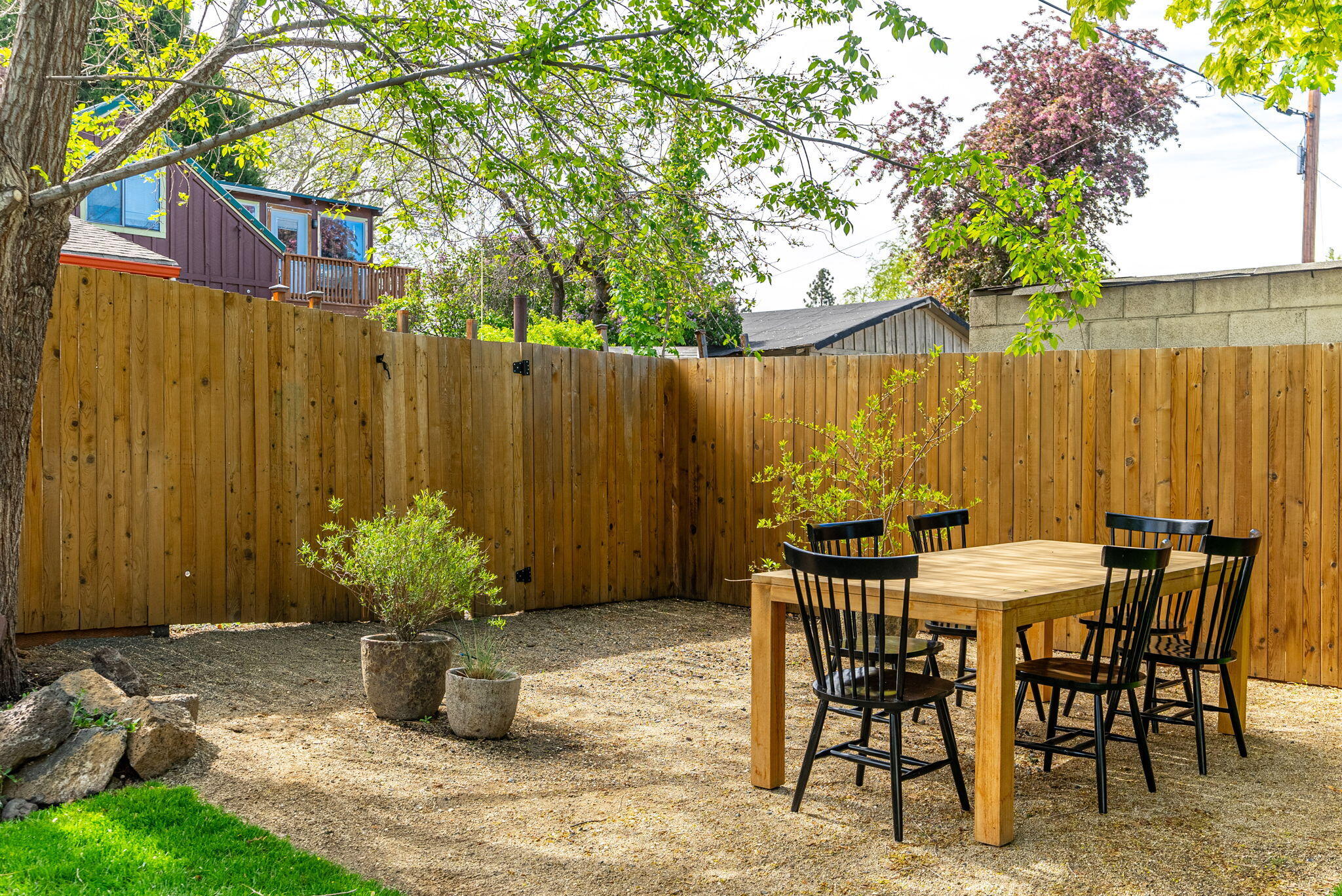 104 NW Northwest Congress Street