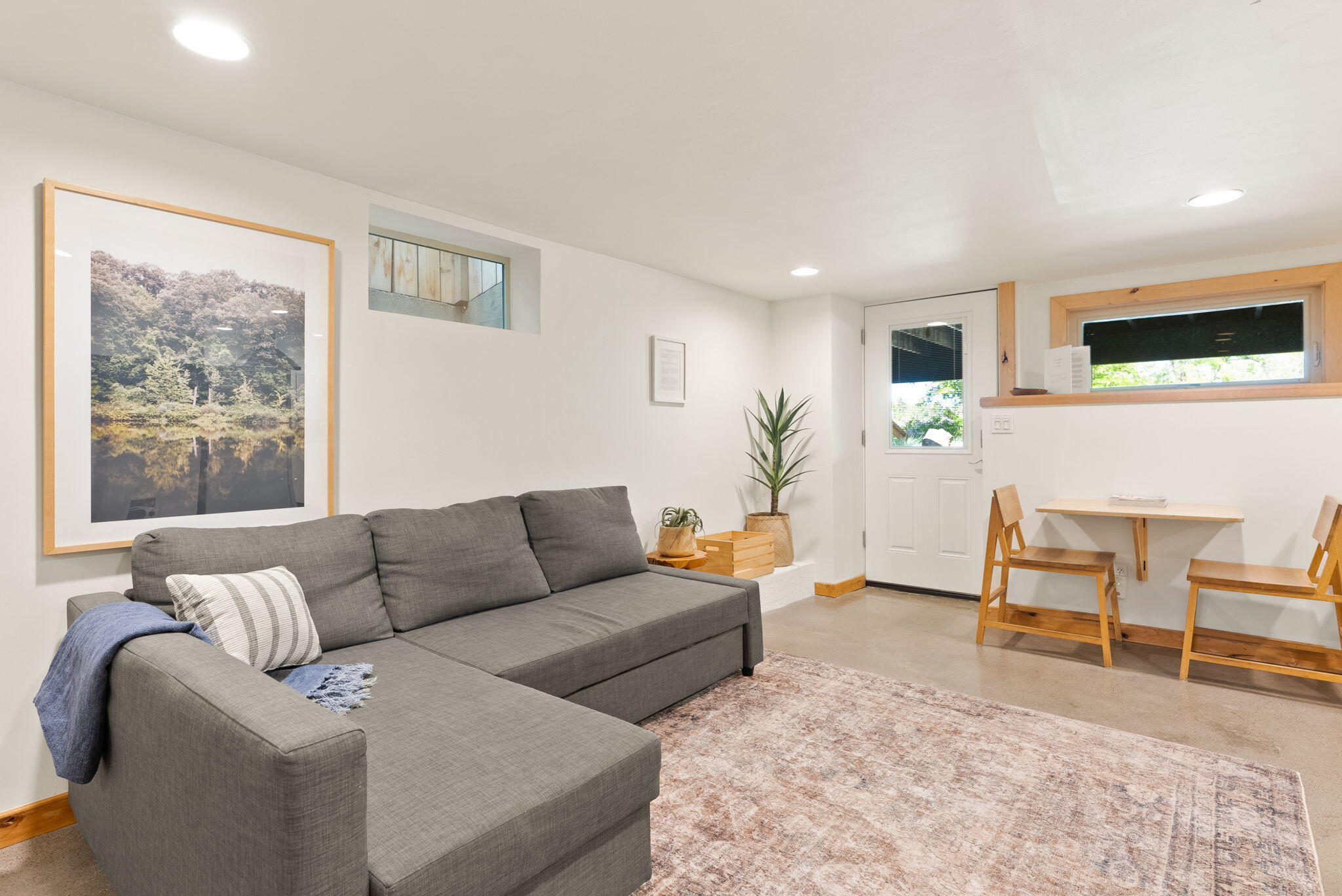 104 NW Northwest Congress Street