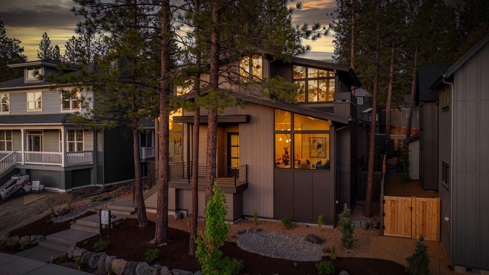 2988 NW Polarstar Avenue