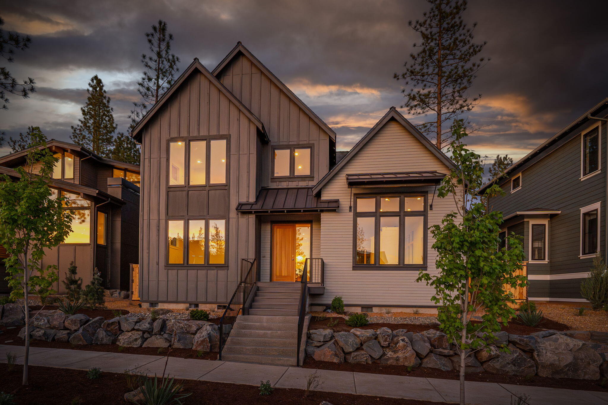2984 NW Polarstar Avenue