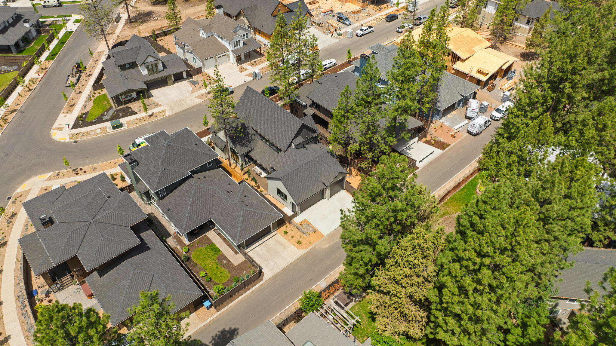 2984 NW Polarstar Avenue