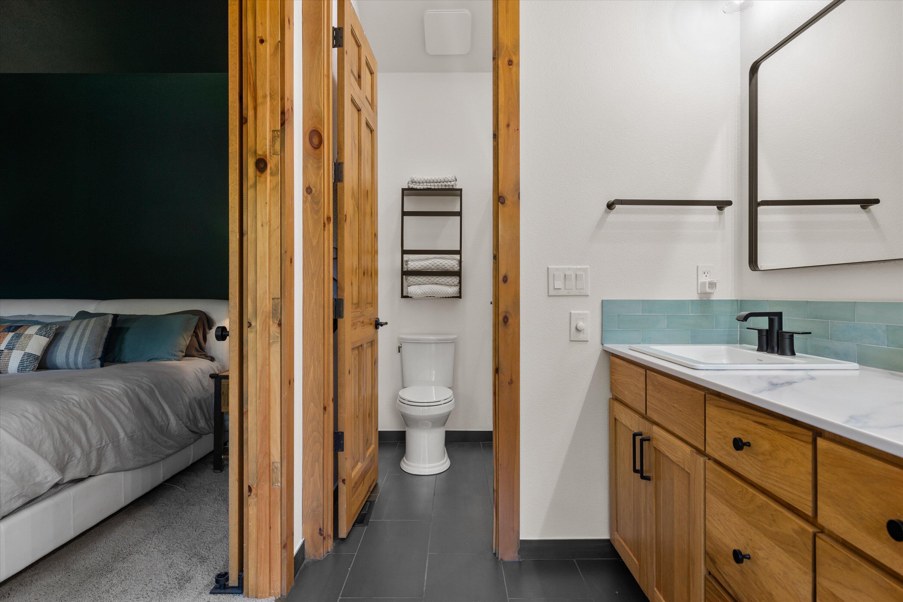 60808 Goldenwood Loop