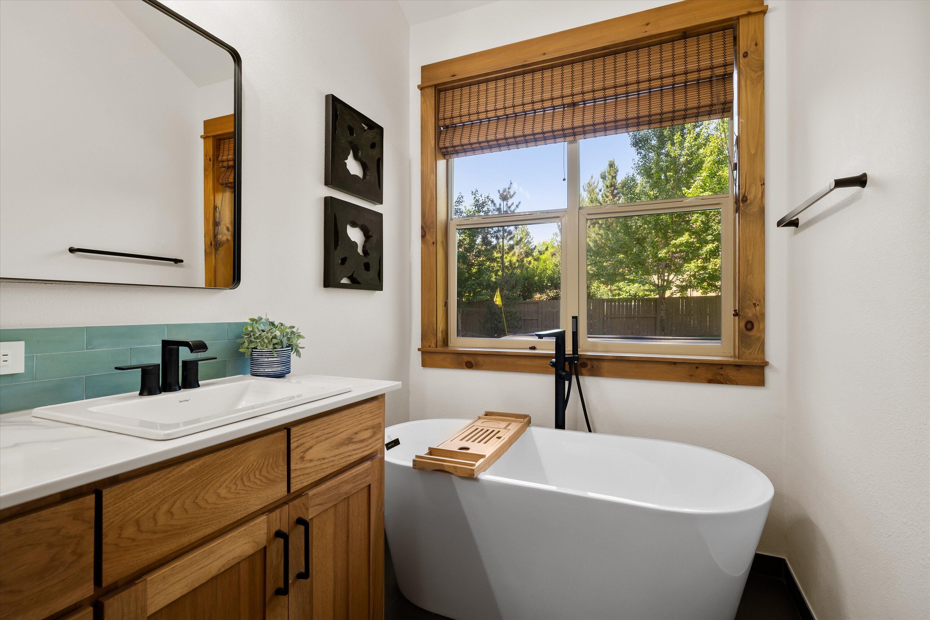 60808 Goldenwood Loop