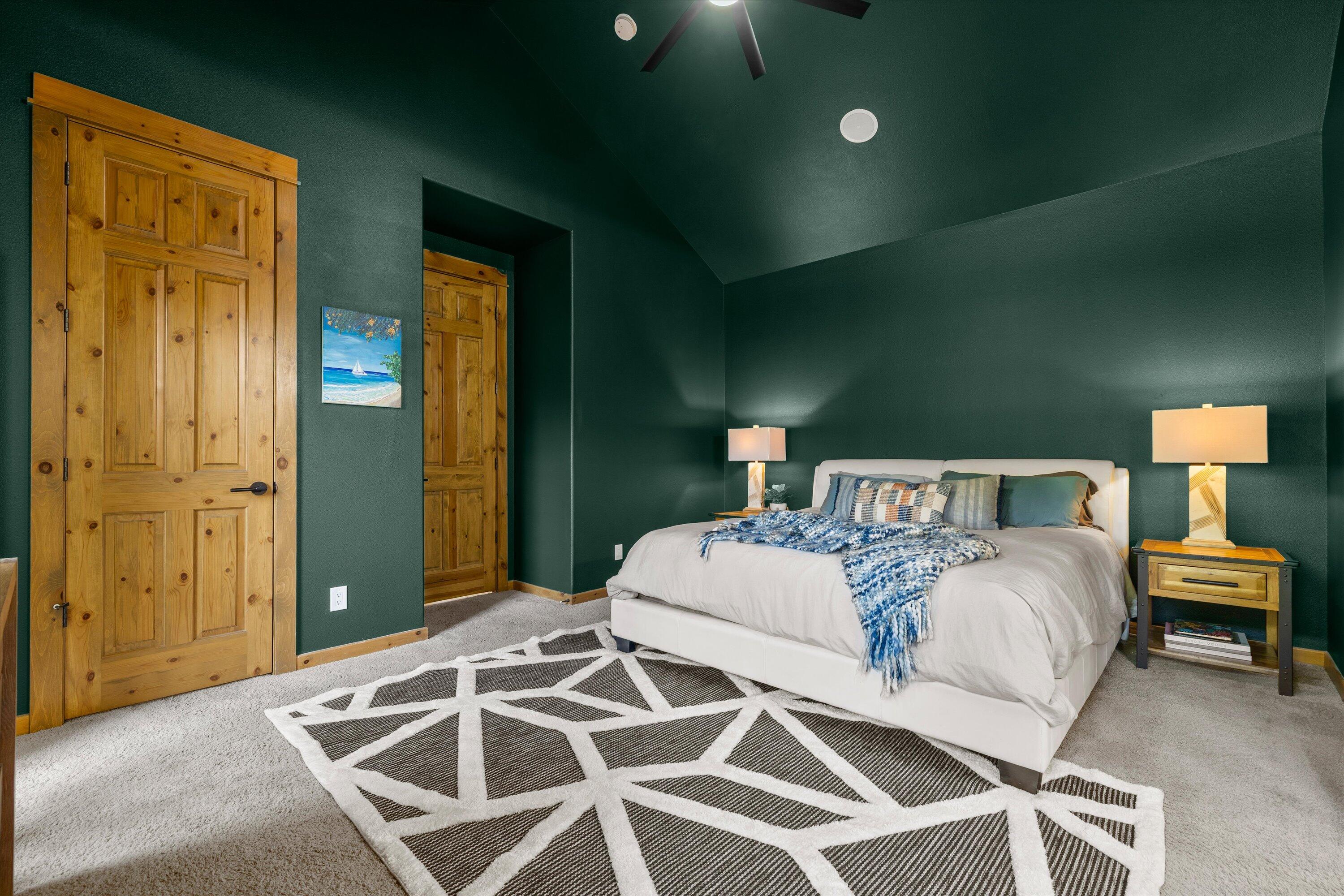 60808 Goldenwood Loop