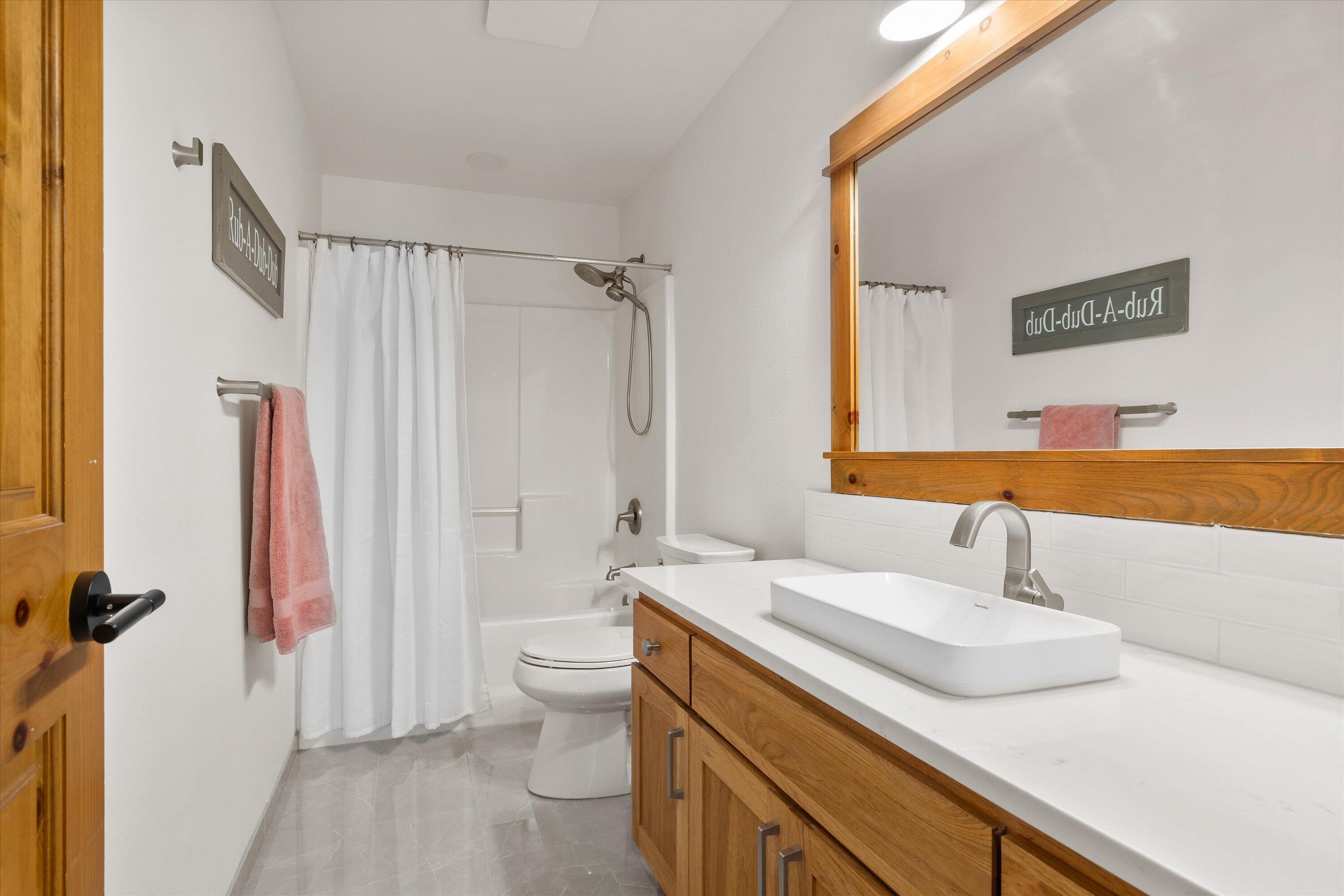 60808 Goldenwood Loop