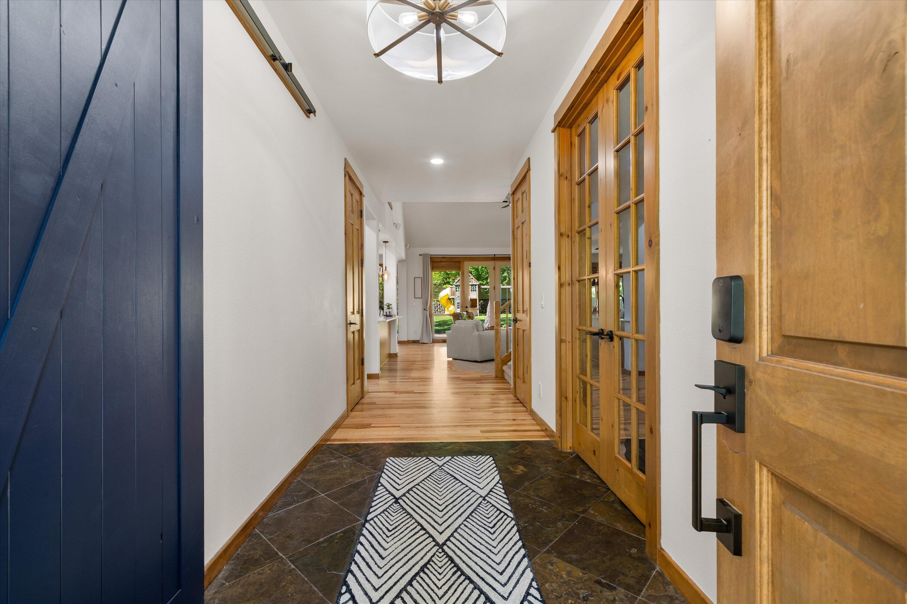 60808 Goldenwood Loop