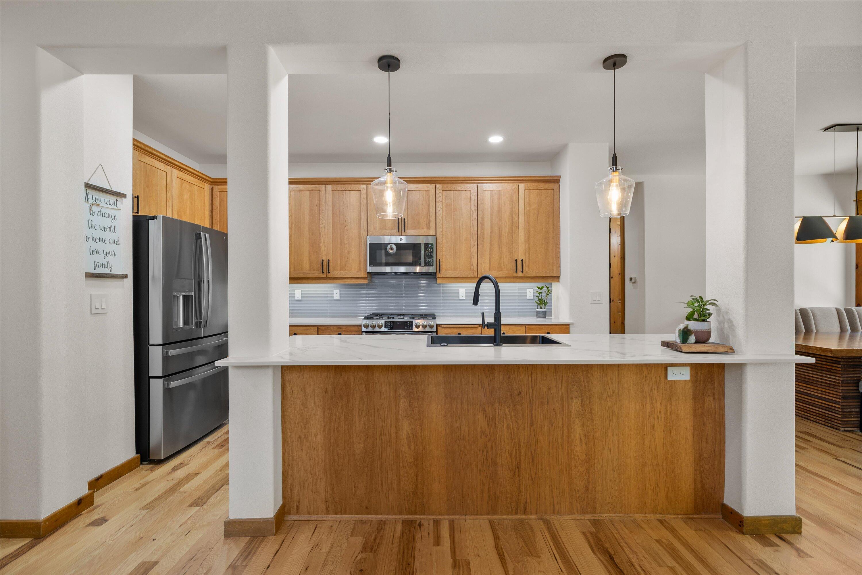 60808 Goldenwood Loop