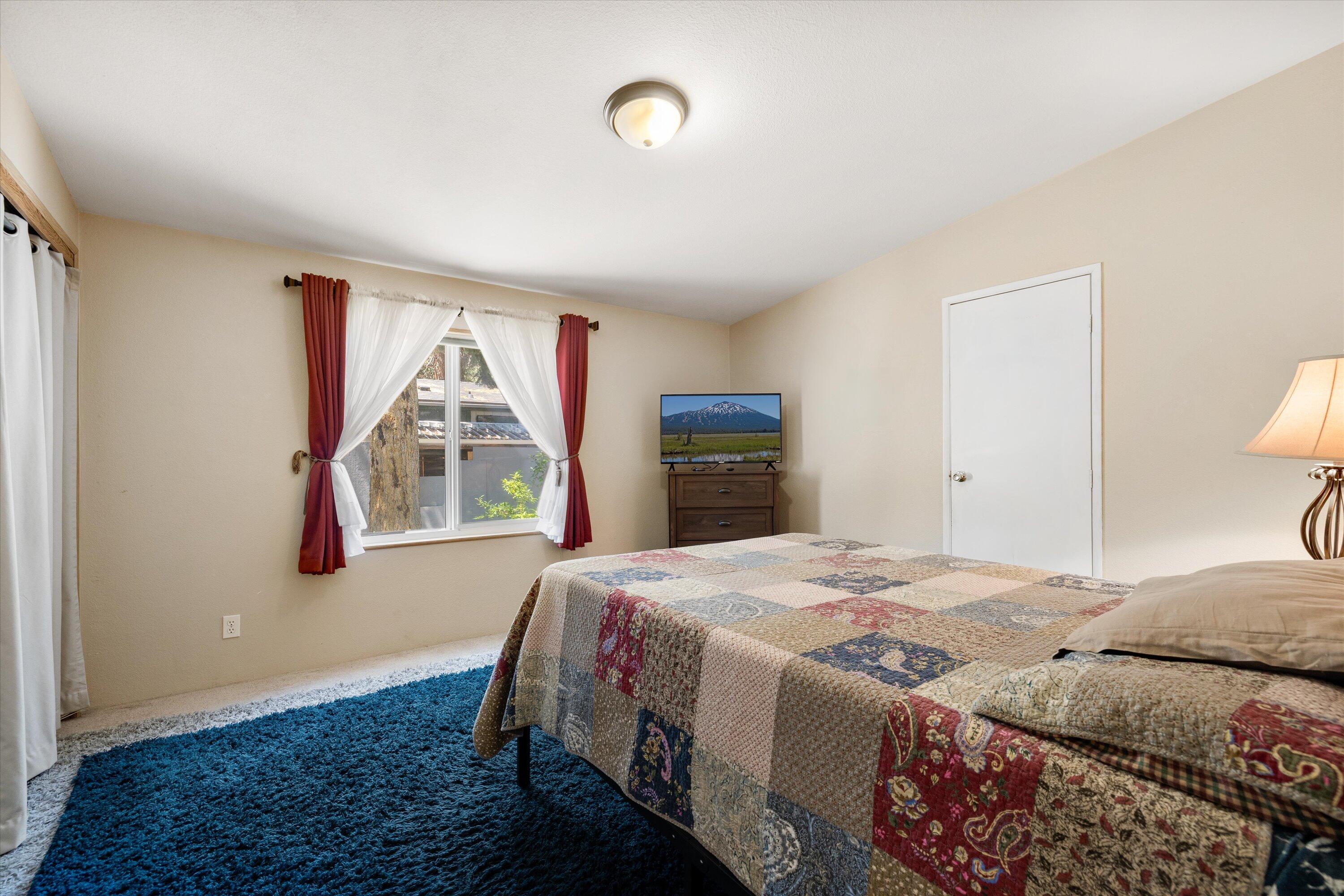 61060 Kings Lane, 106
