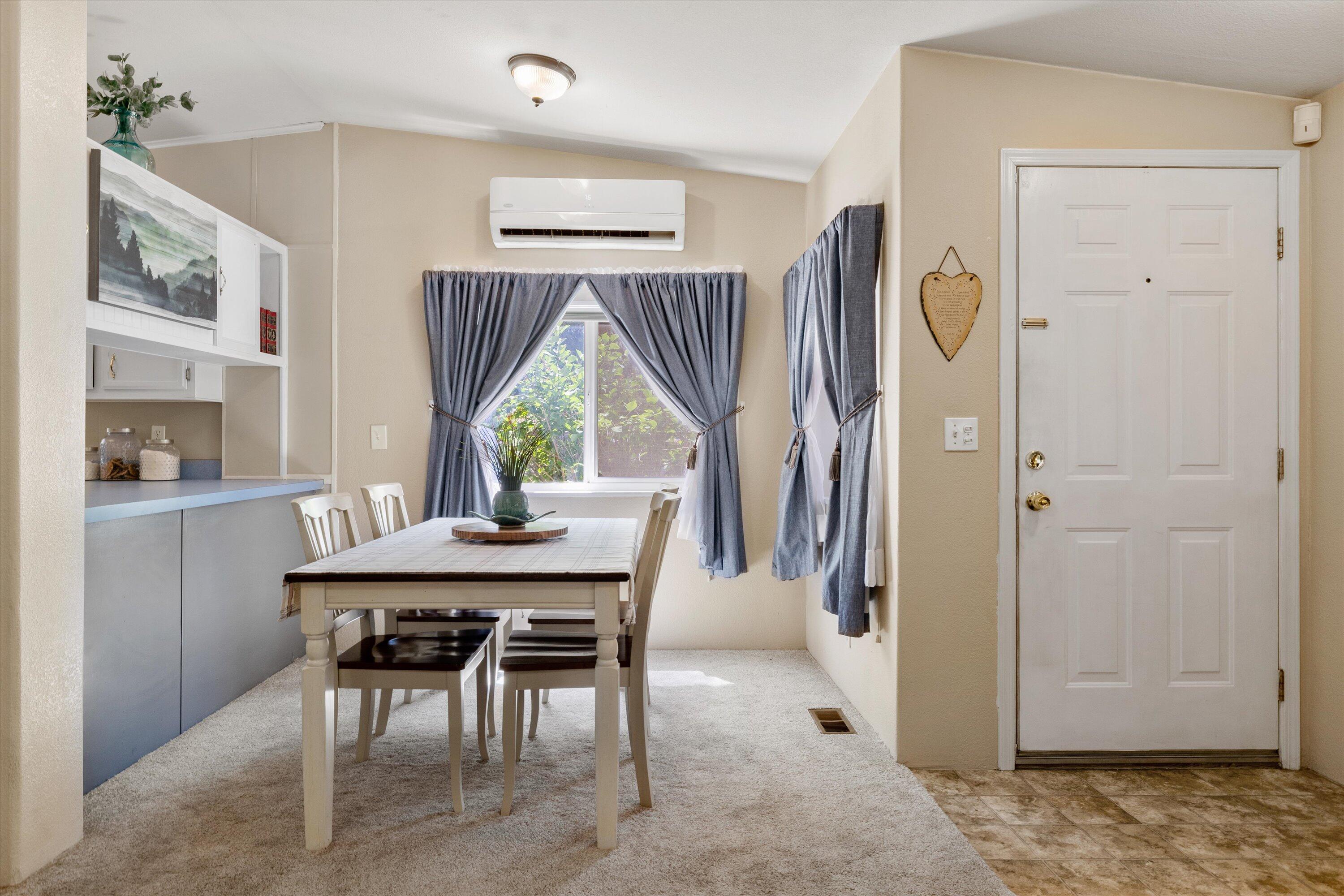 61060 Kings Lane, 106