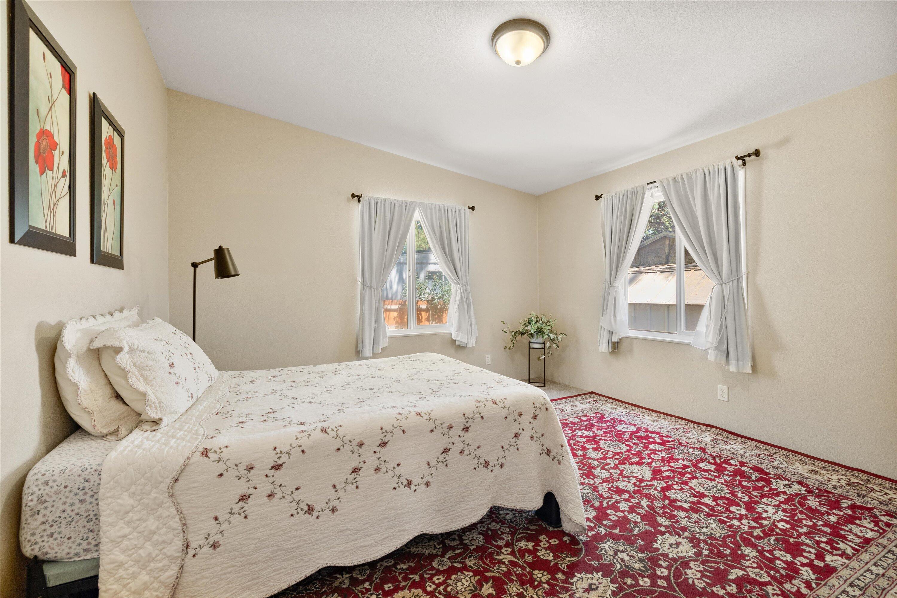 61060 Kings Lane, 106